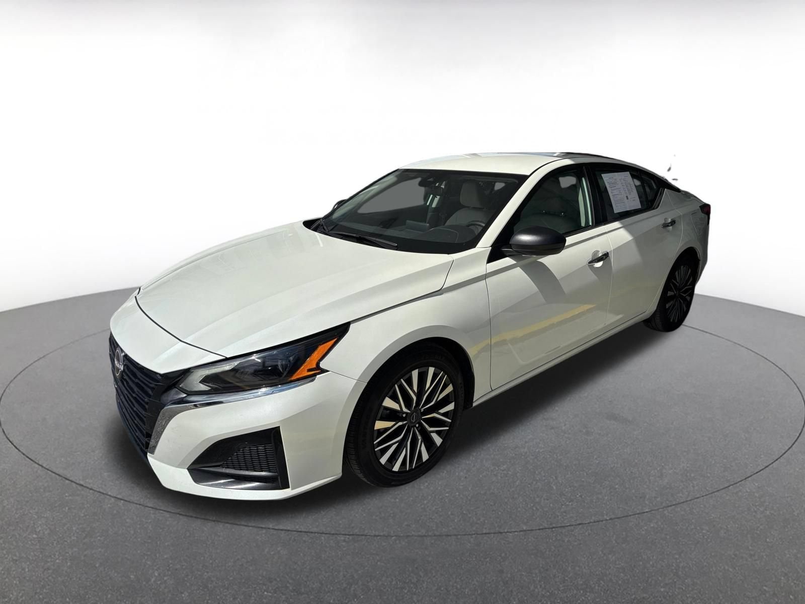 Thumbnail: 2025 Nissan Altima - 3