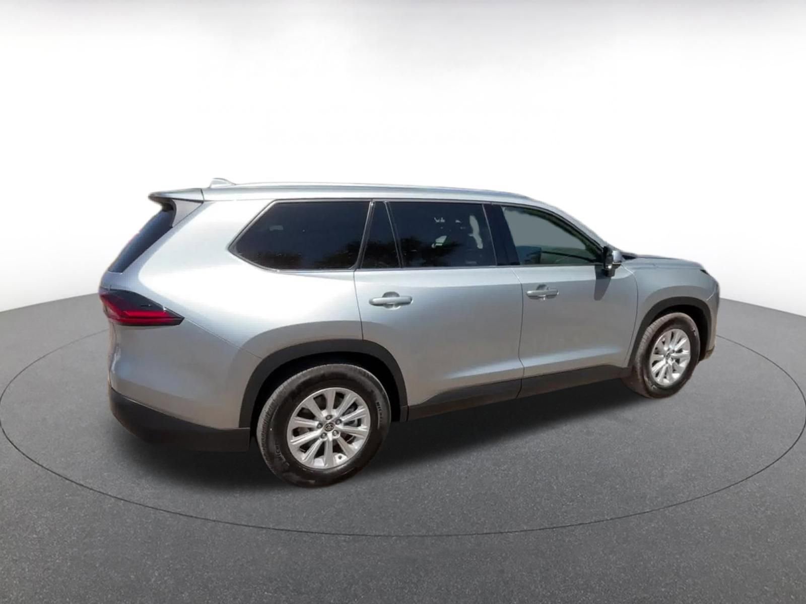 Thumbnail: 2025 Toyota Grand Highlander - 15