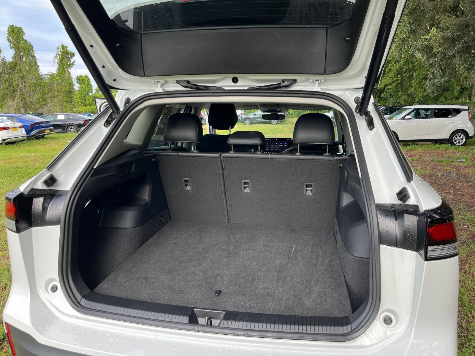Thumbnail: 2026 Volkswagen Tiguan - 27