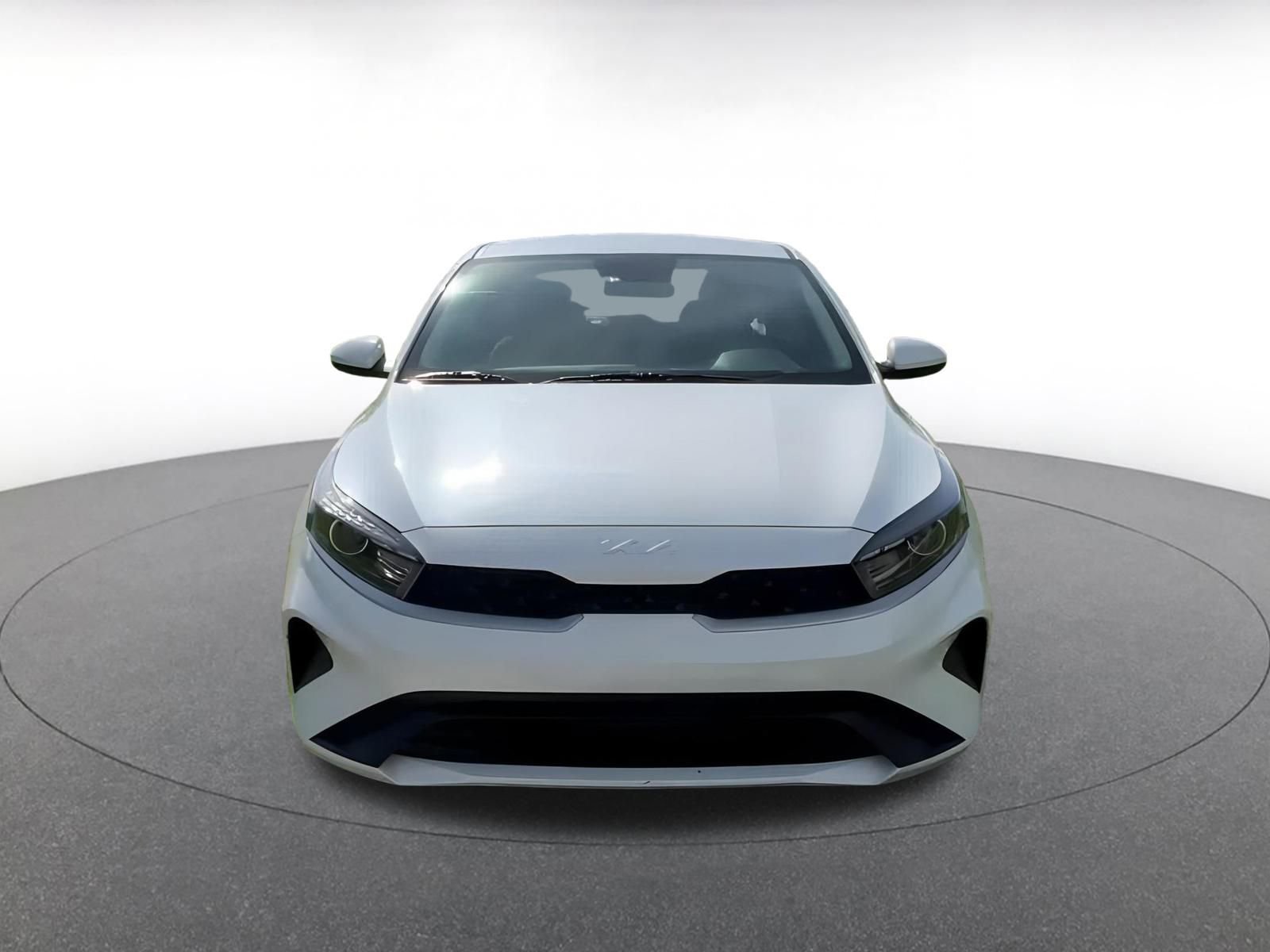 Thumbnail: 2024 Kia Forte - 4