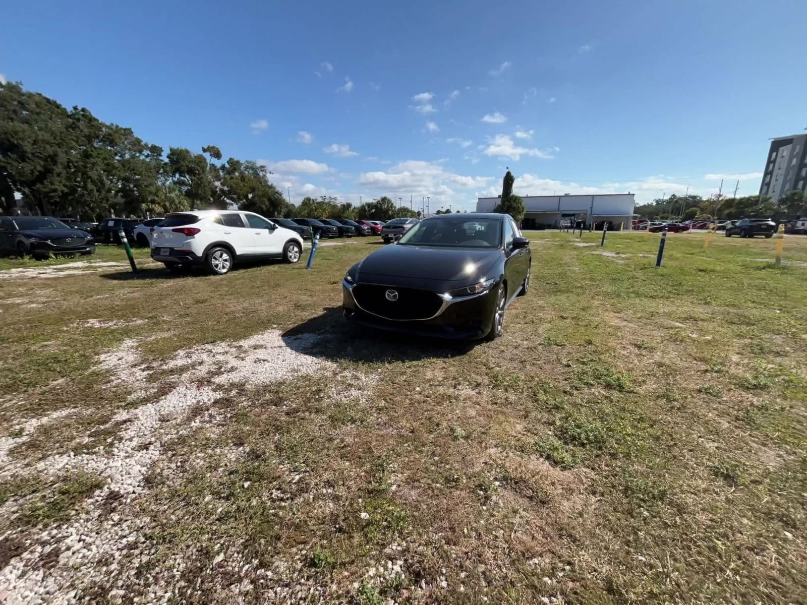 Thumbnail: 2025 Mazda Mazda3 - 16