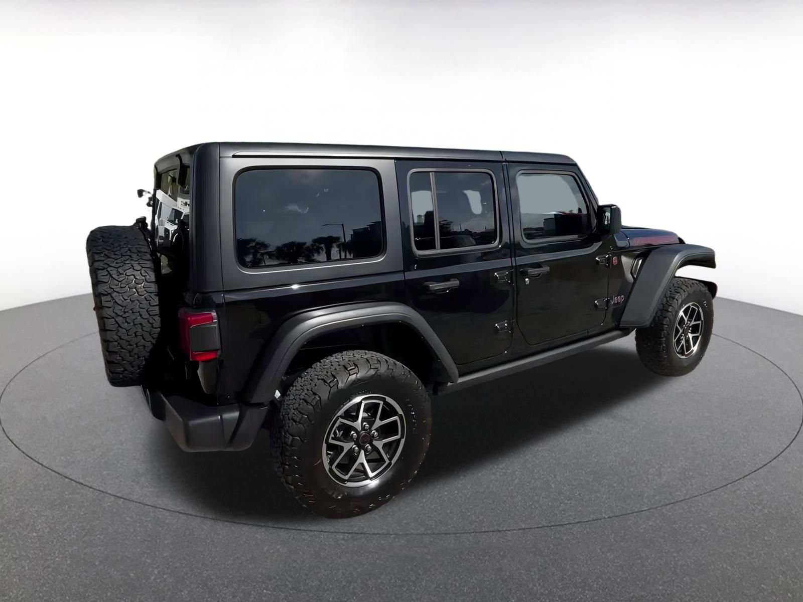 Thumbnail: 2025 Jeep Wrangler - 14