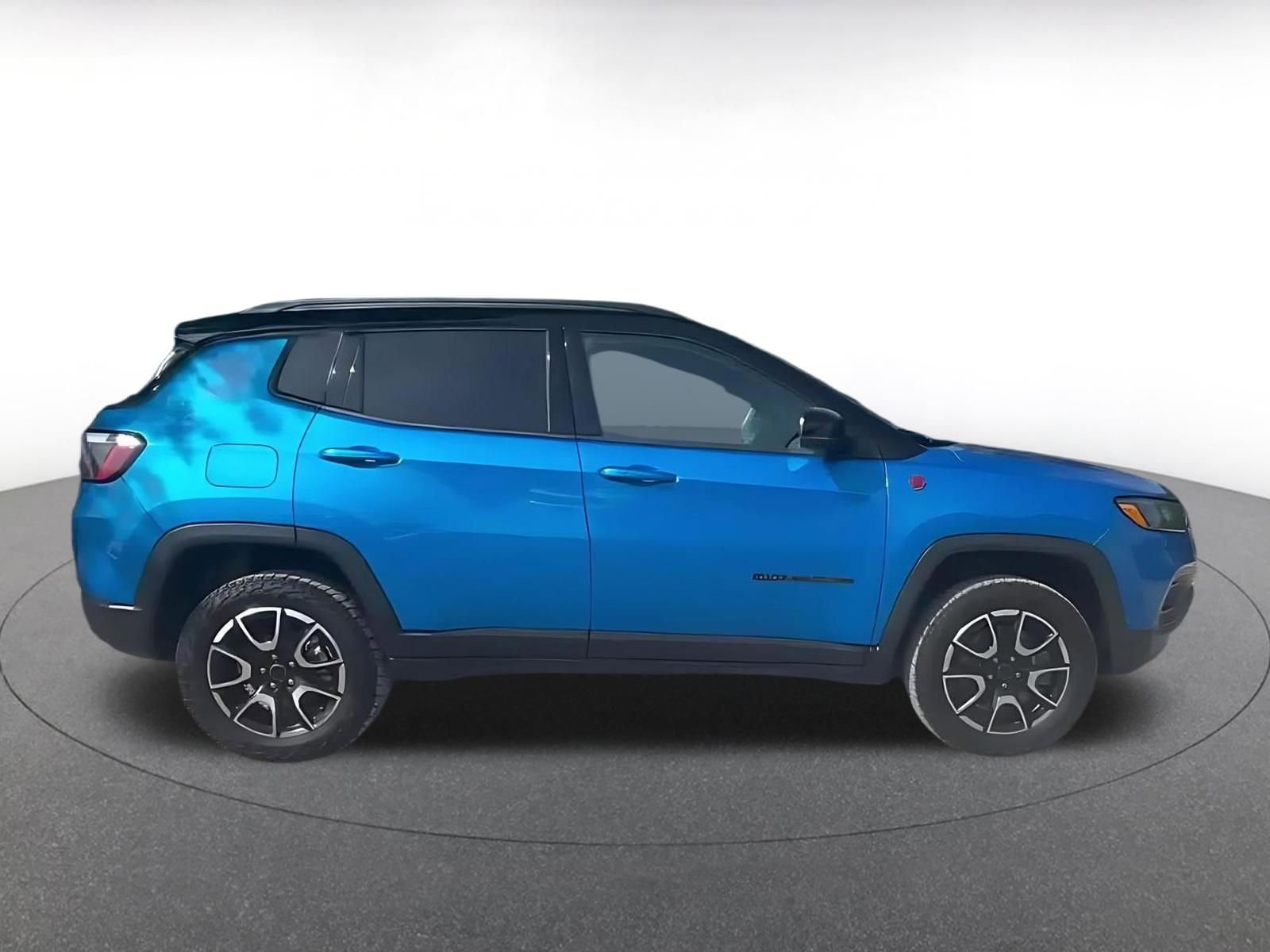 Thumbnail: 2025 Jeep Compass - 16