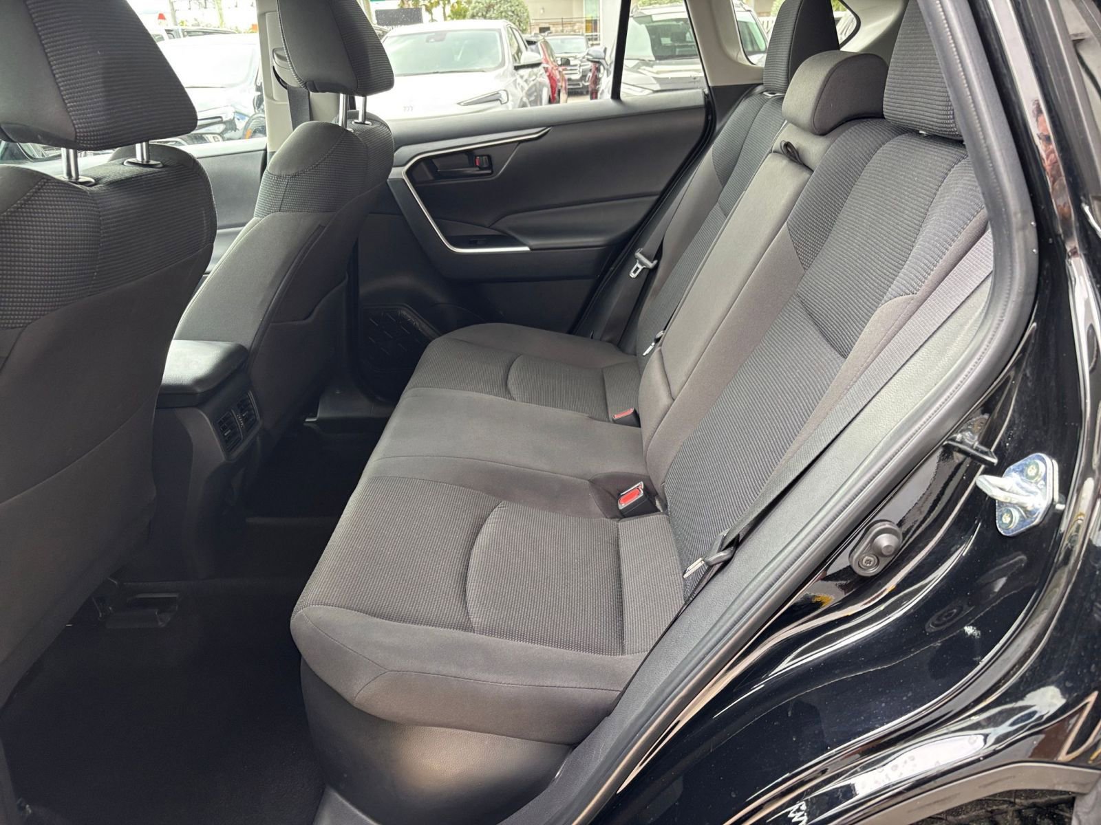 Thumbnail: 2025 Toyota RAV4 - 25