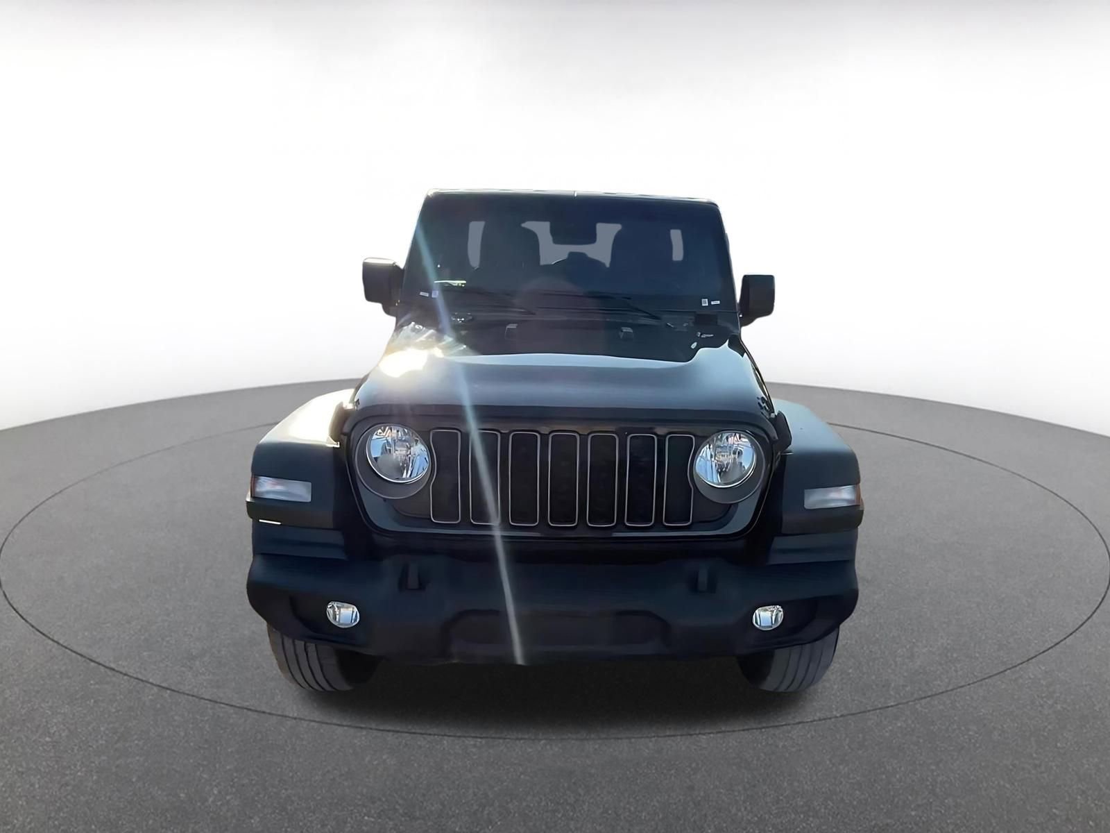 Thumbnail: 2025 Jeep Wrangler - 4