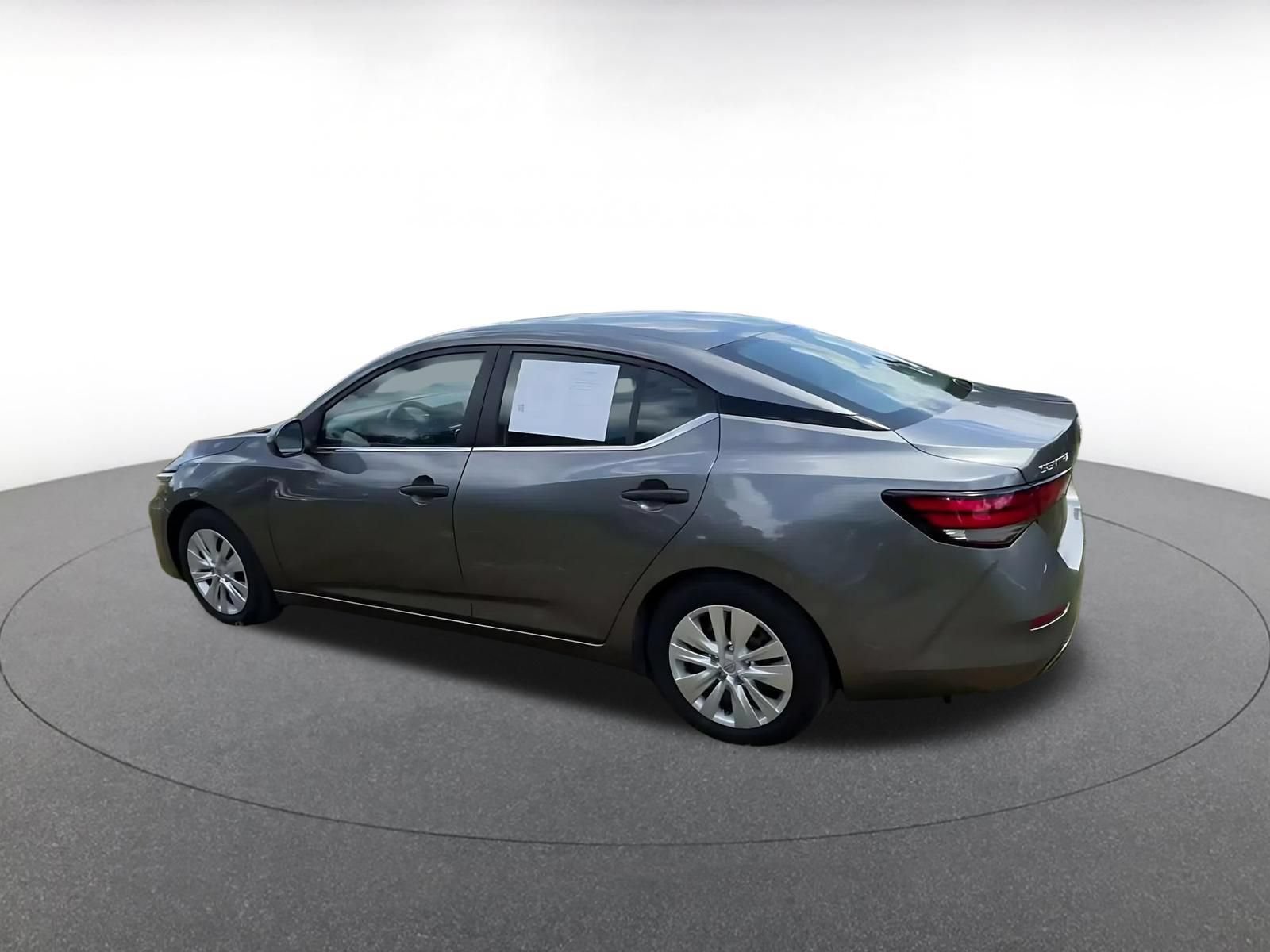 Thumbnail: 2025 Nissan Sentra - 10