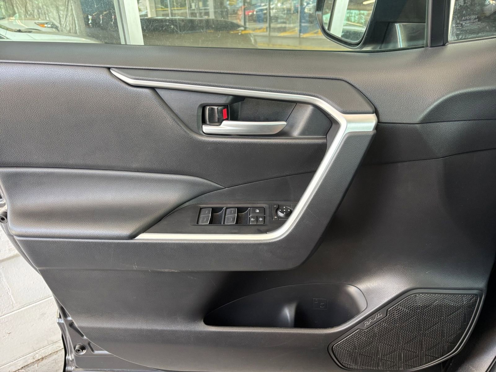 Thumbnail: 2024 Toyota RAV4 - 20