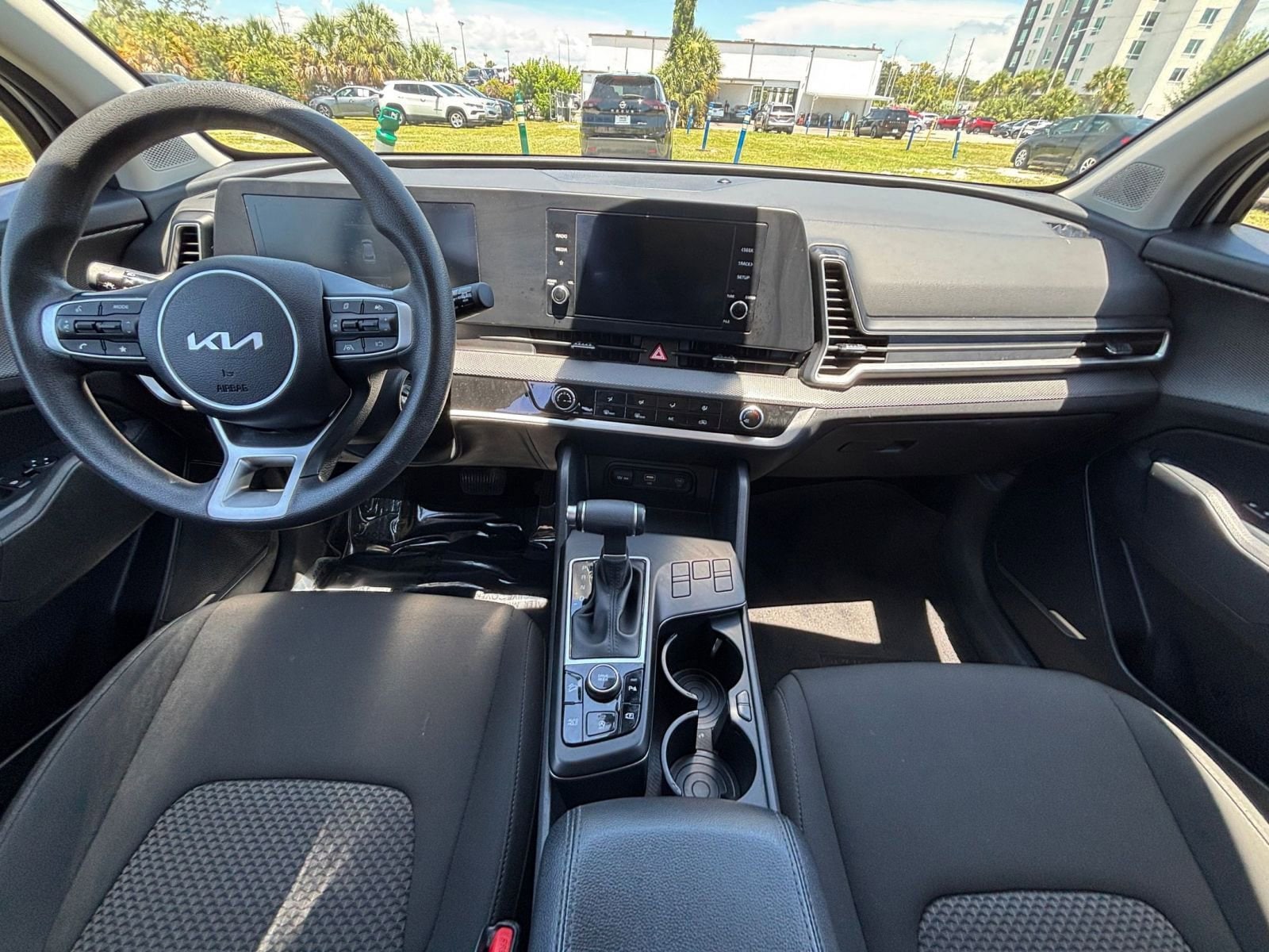 Thumbnail: 2024 Kia Sportage - 32