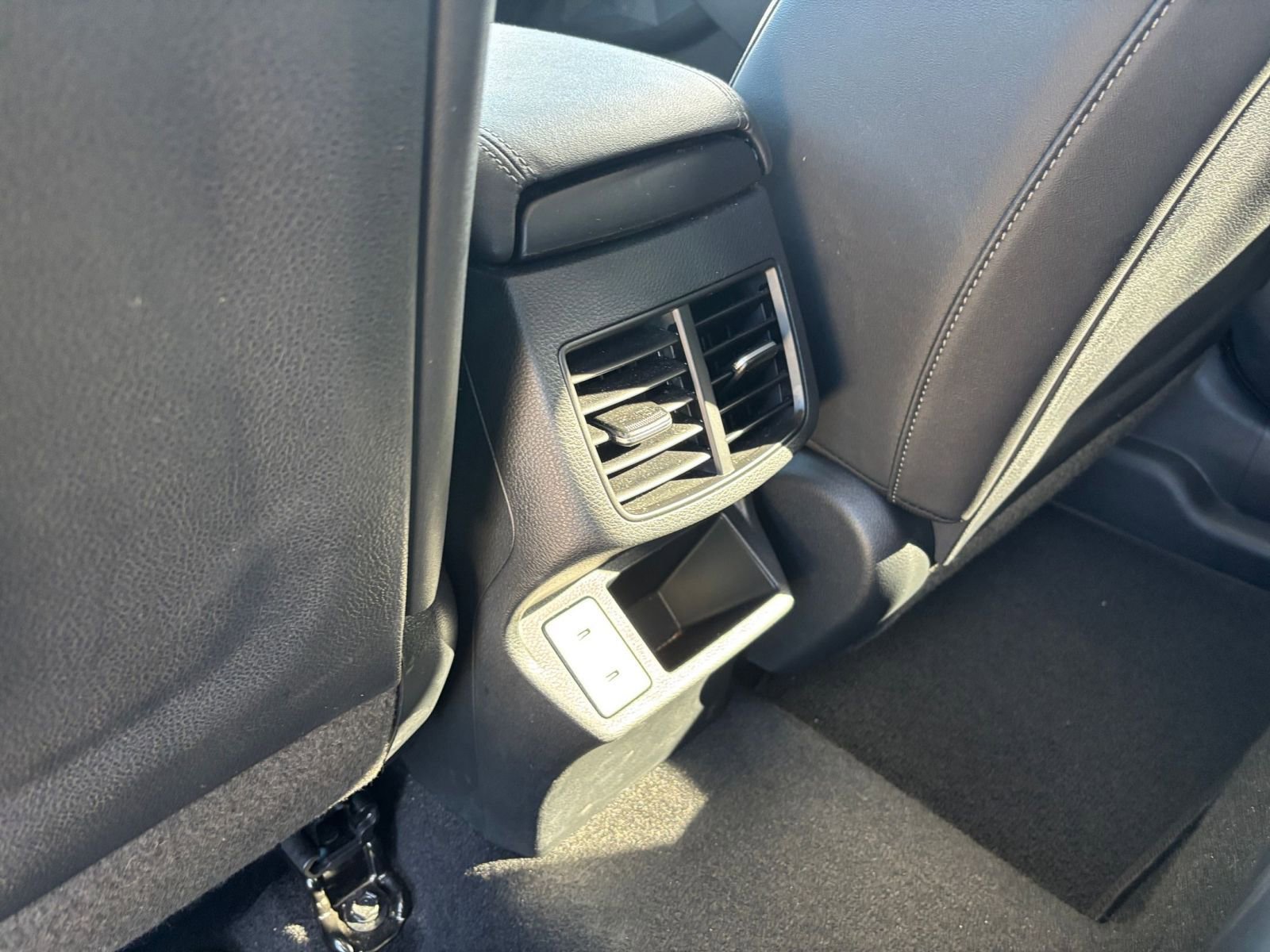 Thumbnail: 2025 Kia Seltos - 24