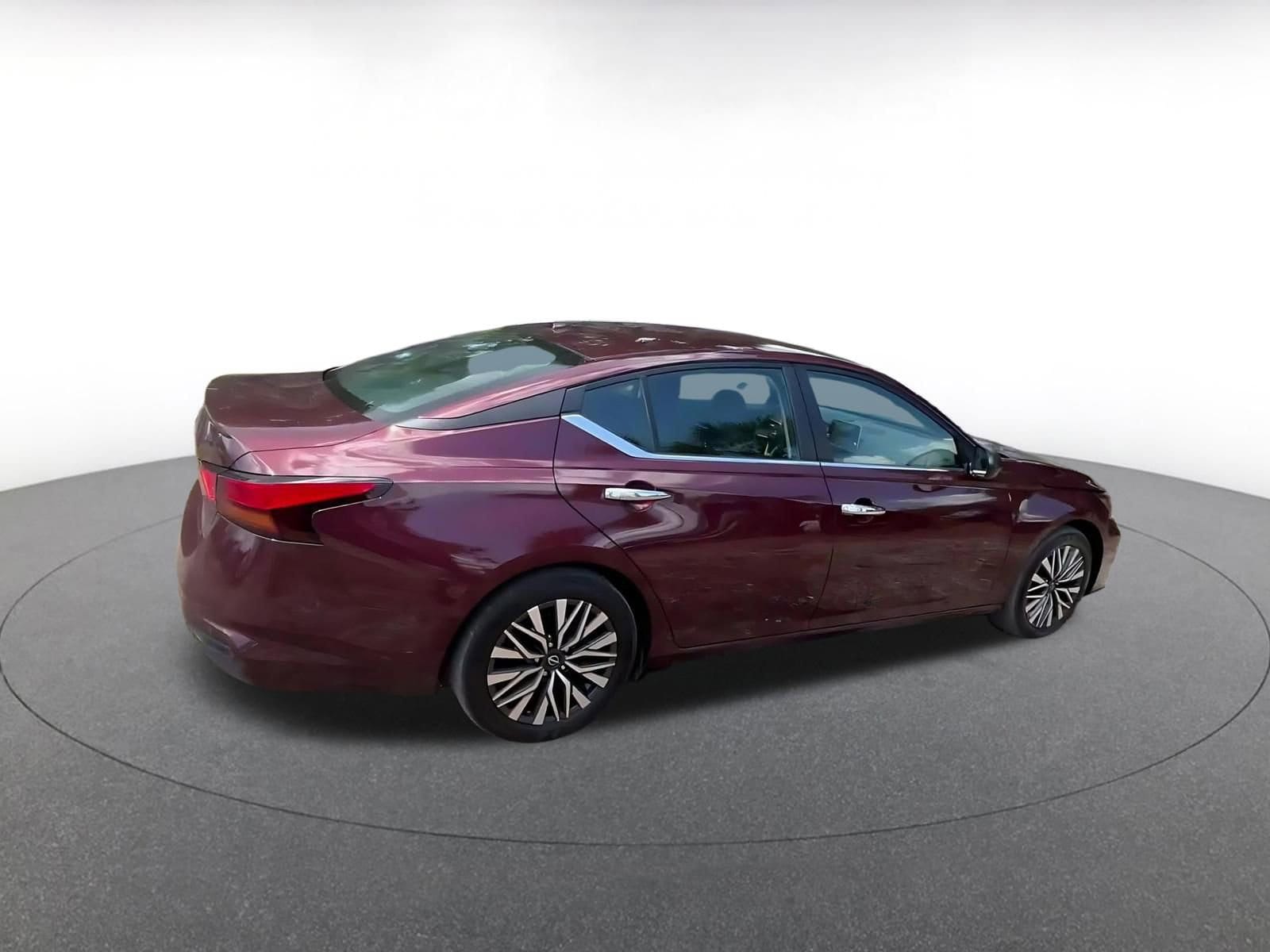 Thumbnail: 2025 Nissan Altima - 15