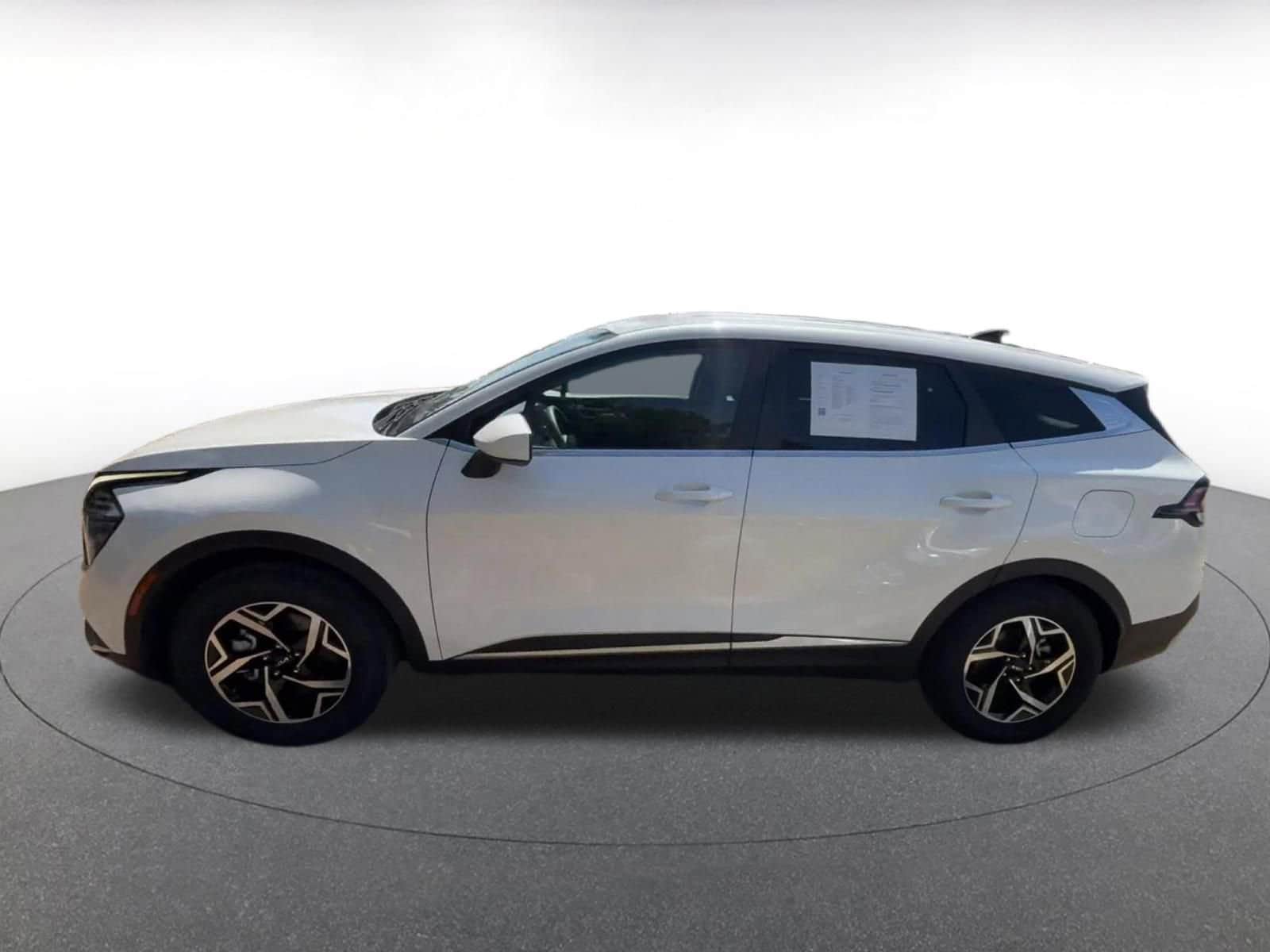 Thumbnail: 2025 Kia Sportage - 9