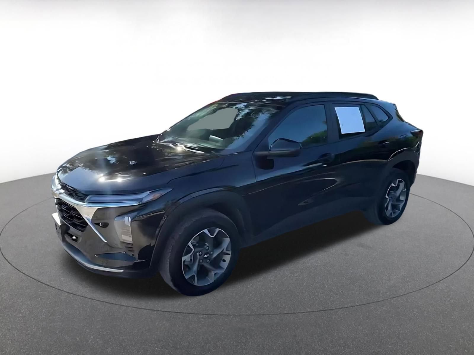 Thumbnail: 2025 Chevrolet Trax - 8