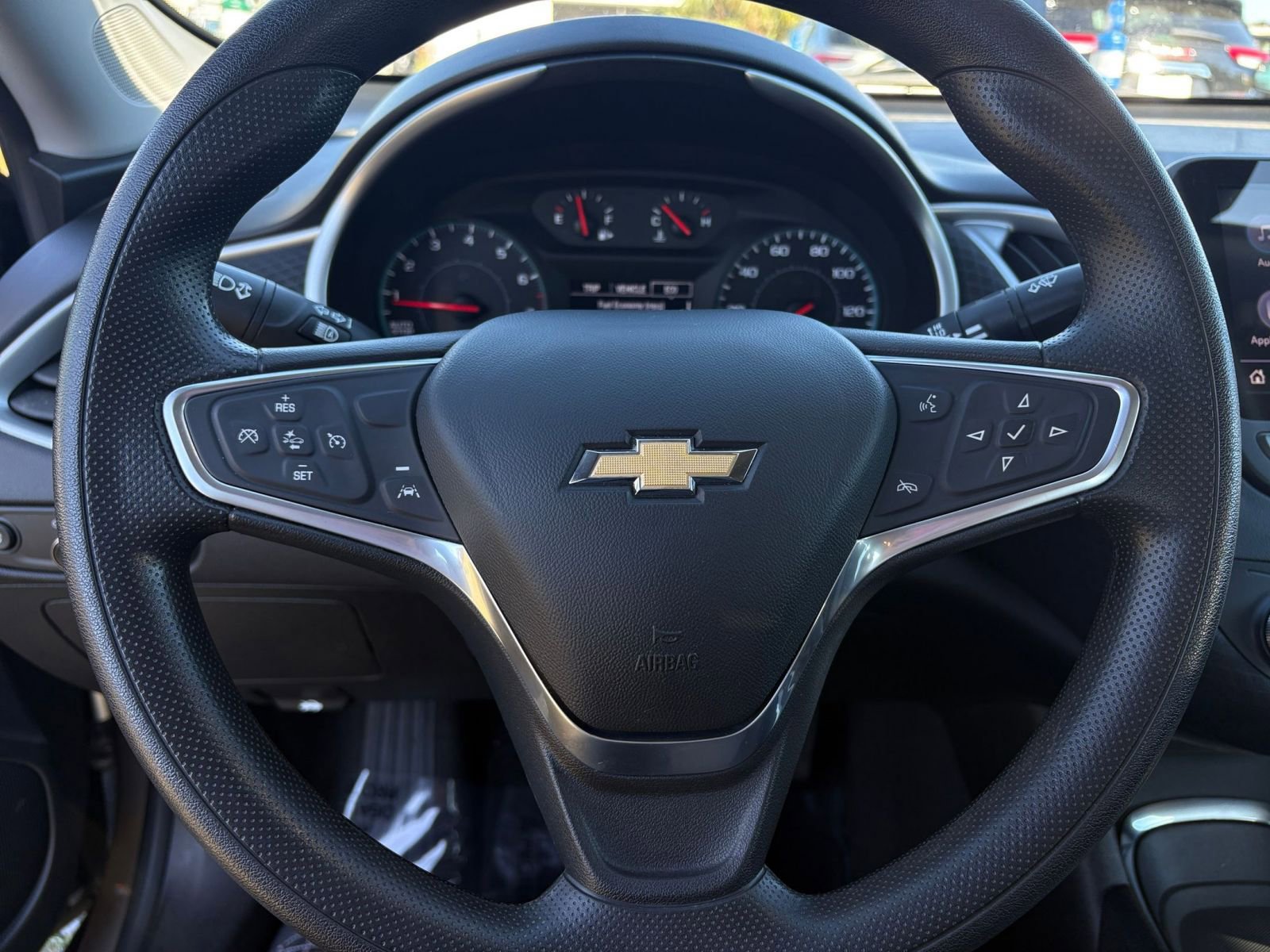 Thumbnail: 2023 Chevrolet Malibu - 23