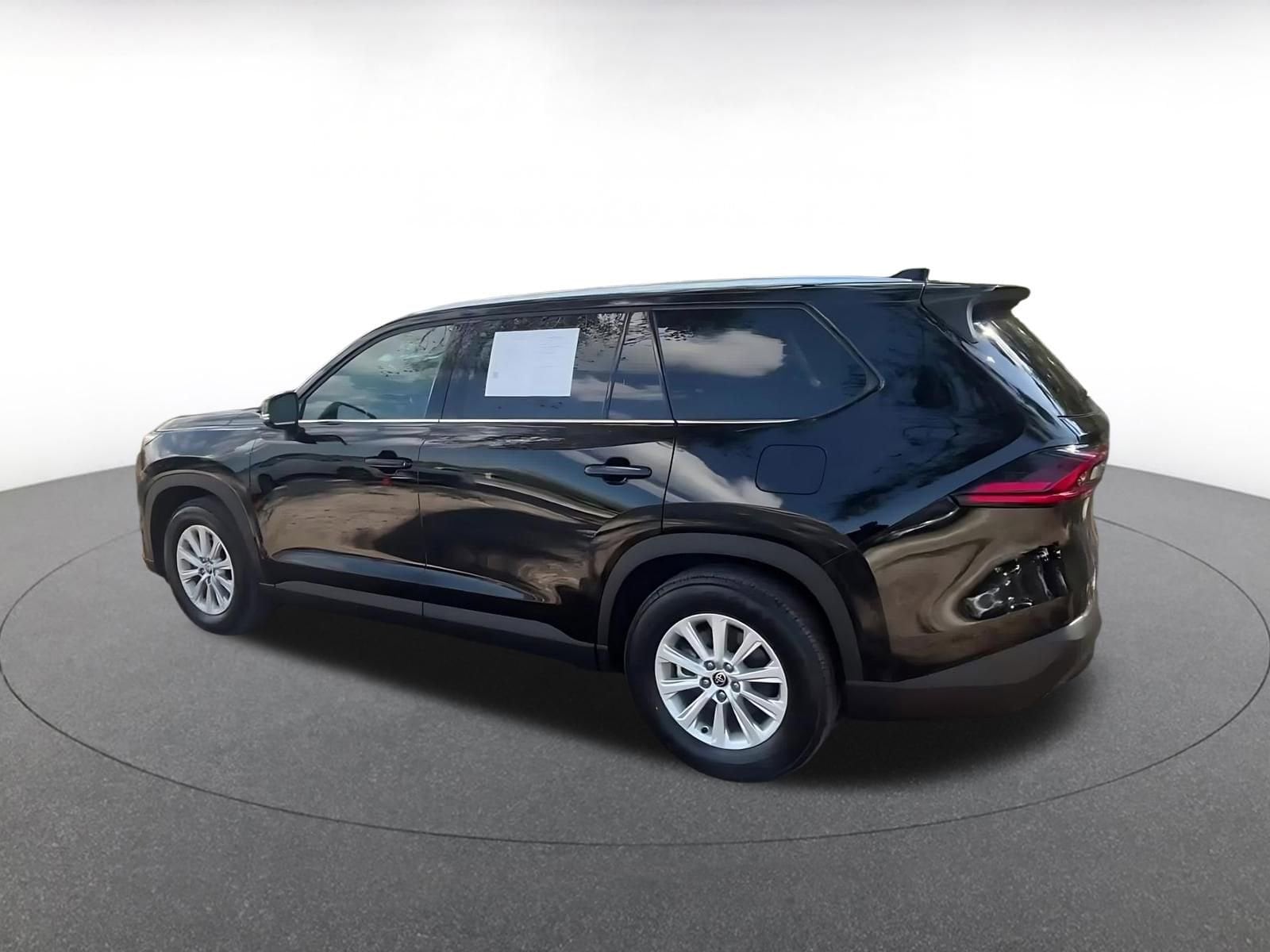 Thumbnail: 2025 Toyota Grand Highlander - 10