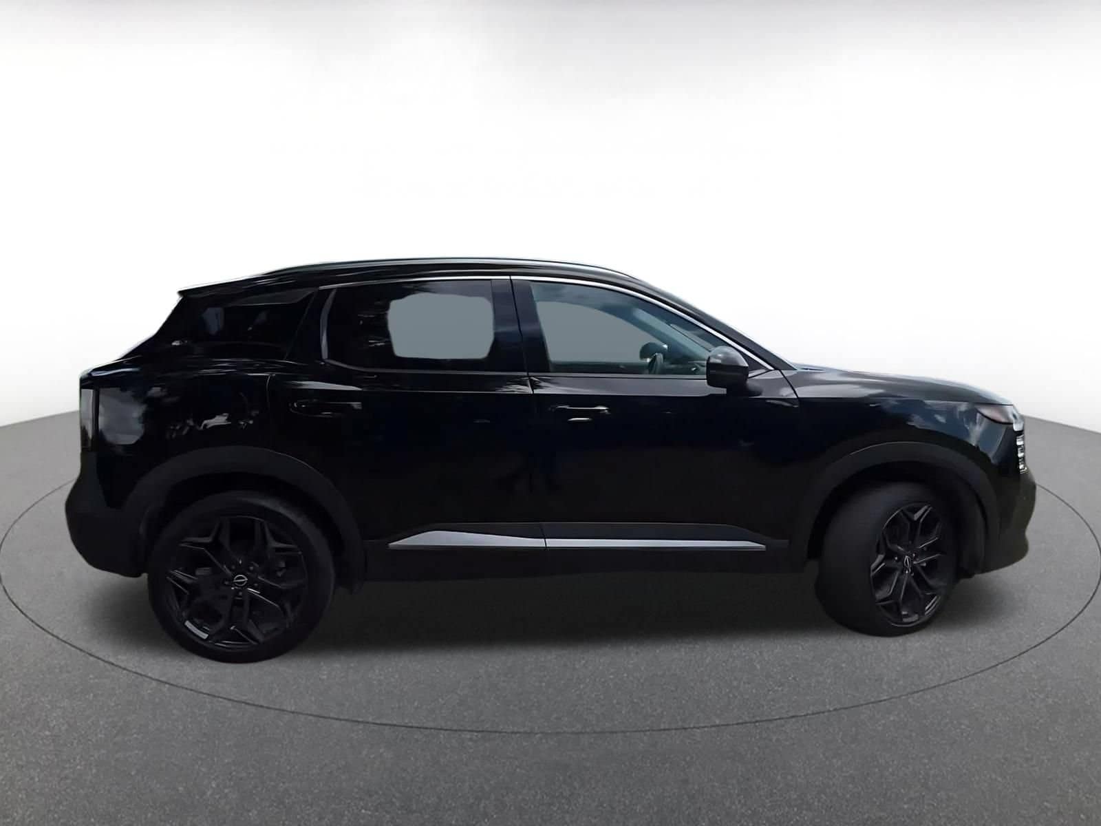 Thumbnail: 2026 Nissan Kicks - 15