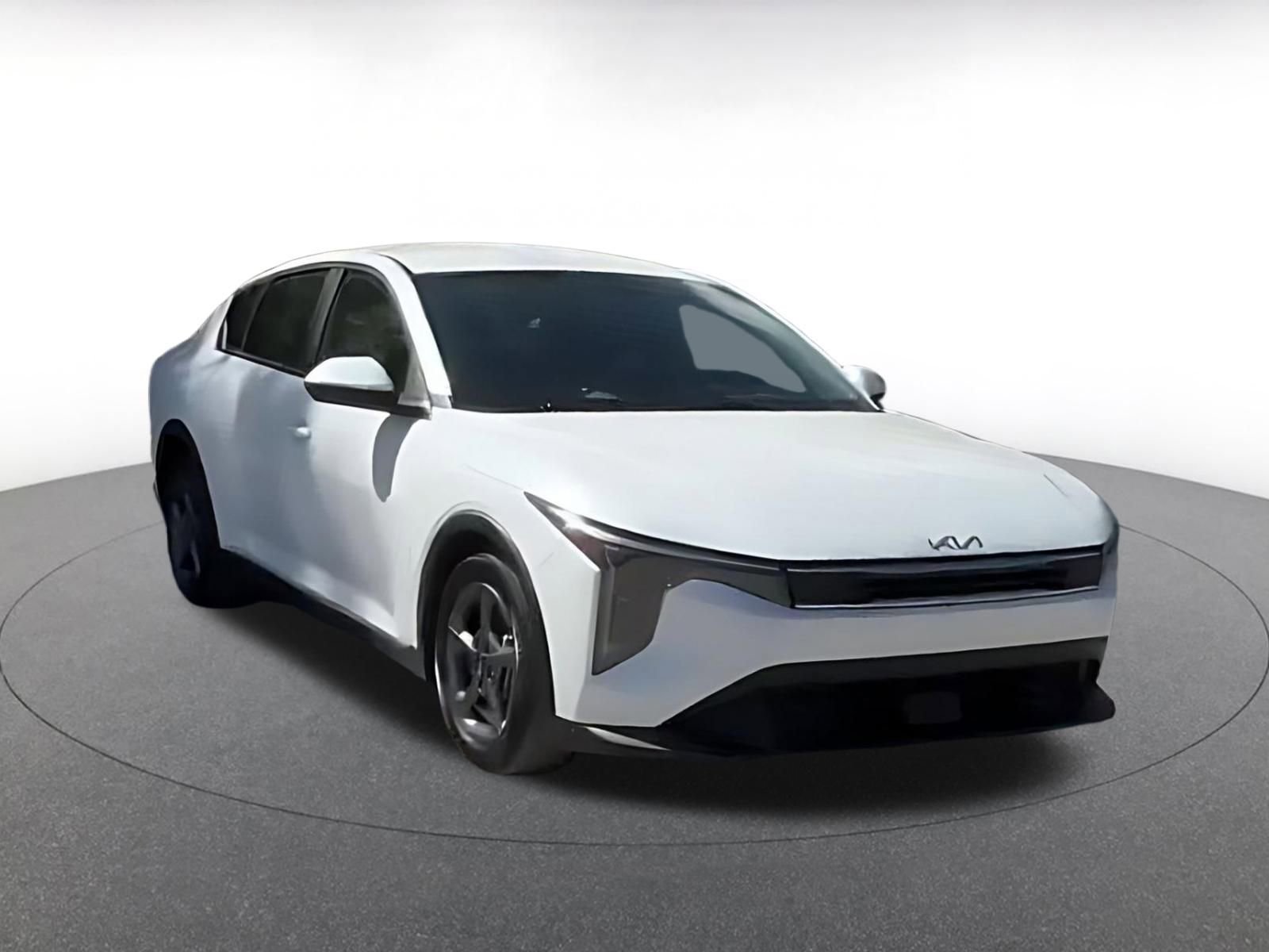 Thumbnail: 2025 Kia K4 - 2