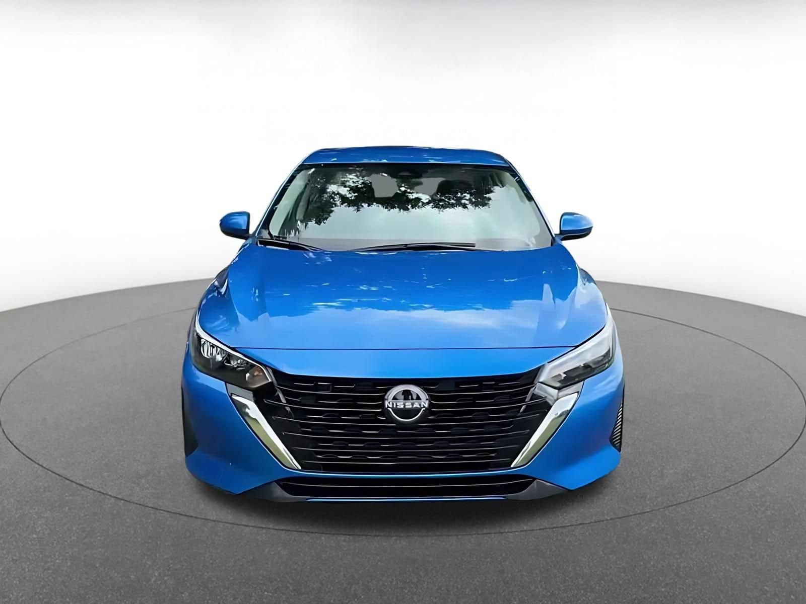 Thumbnail: 2025 Nissan Sentra - 4