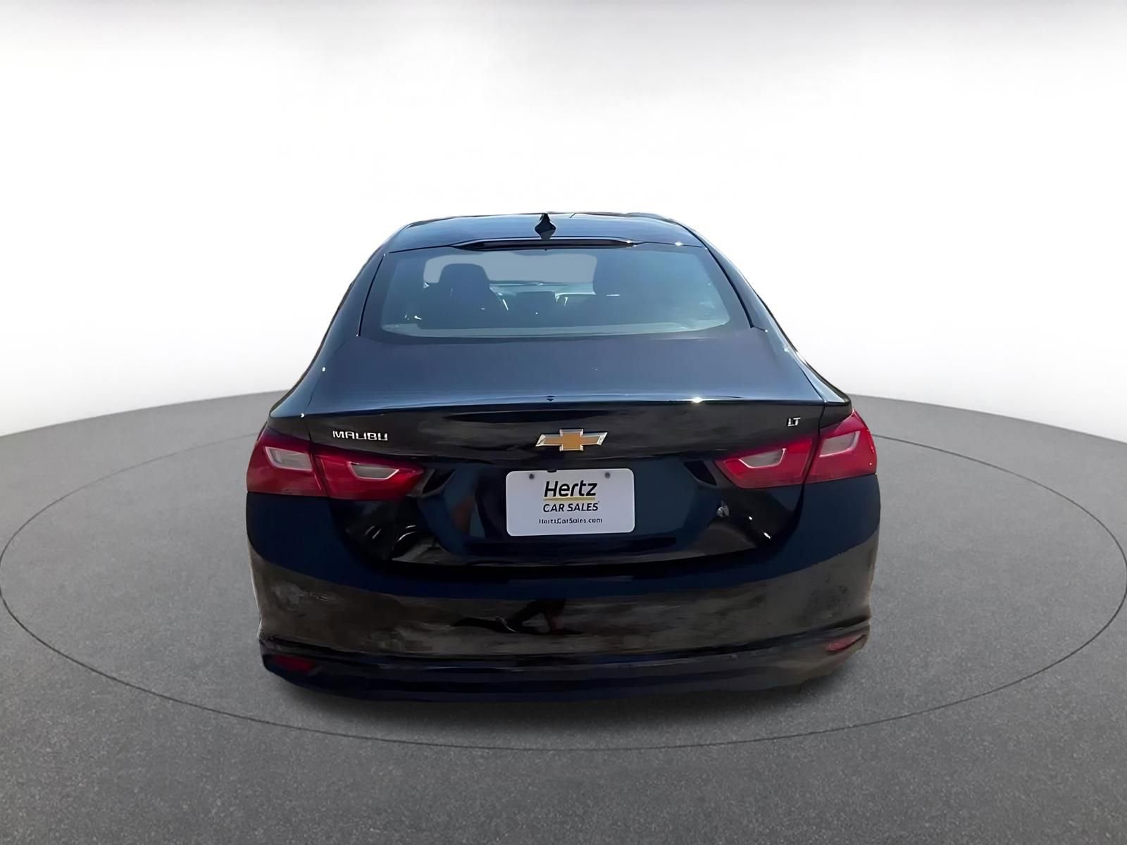 Thumbnail: 2024 Chevrolet Malibu - 12