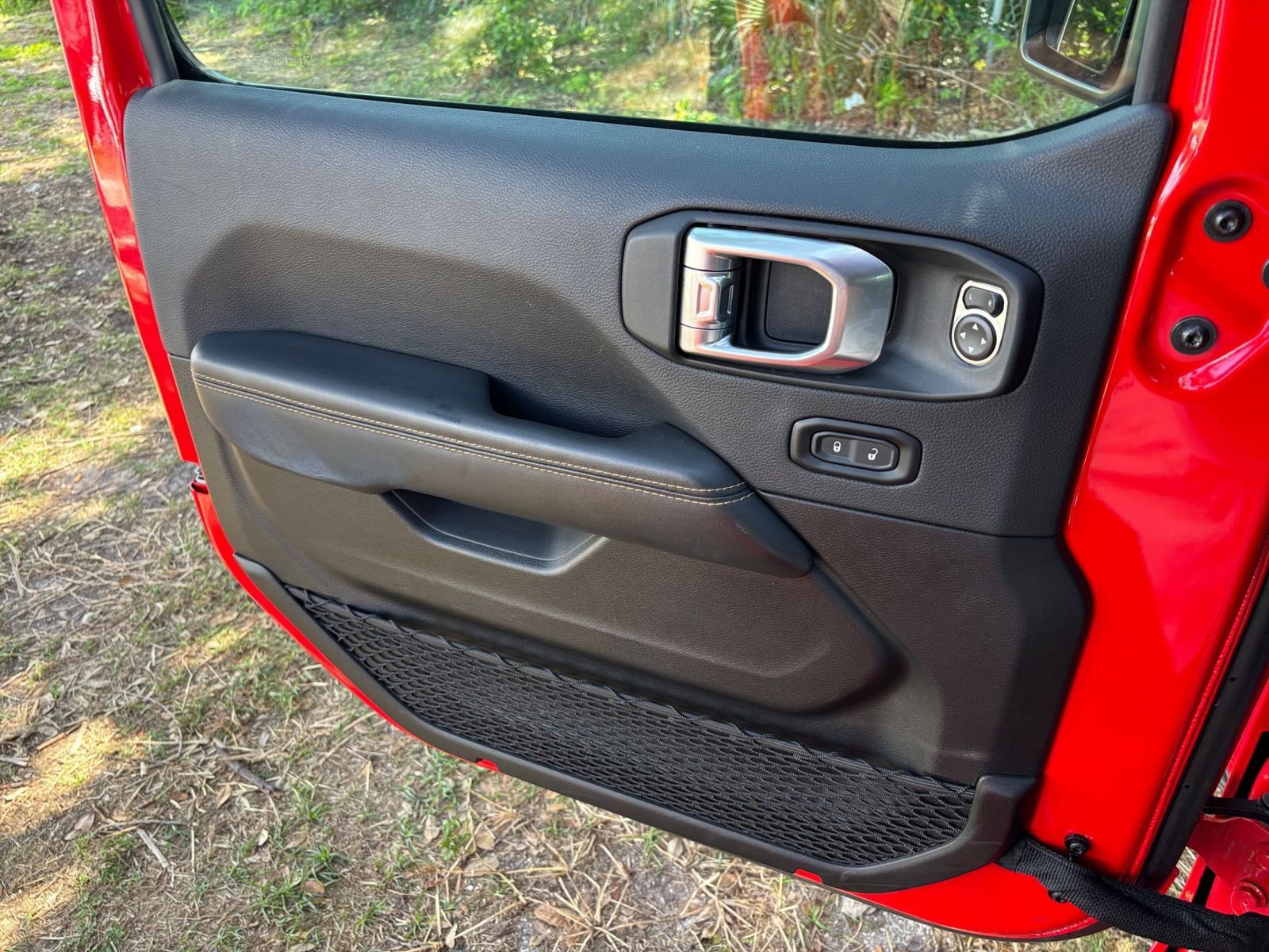 Thumbnail: 2025 Jeep Wrangler - 20