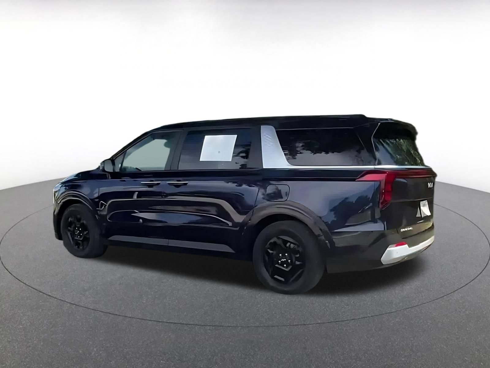 Thumbnail: 2026 Kia Carnival - 9