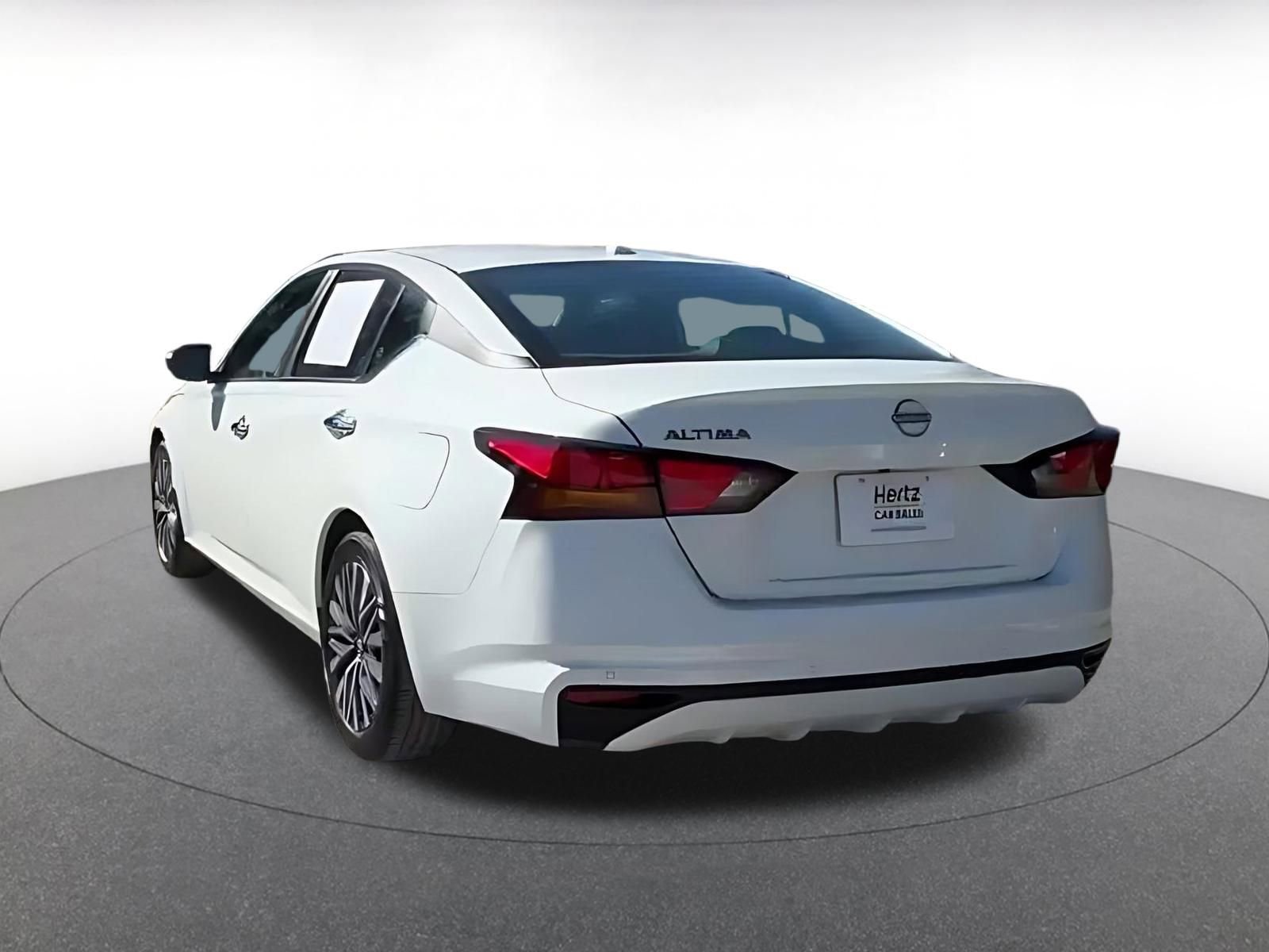 Thumbnail: 2025 Nissan Altima - 11