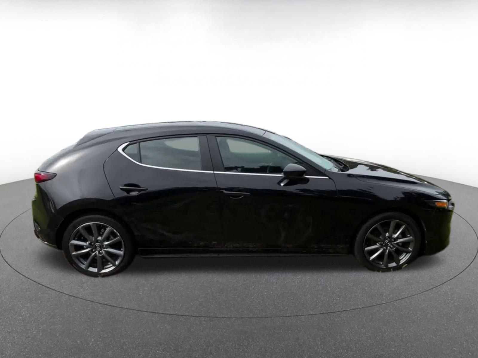 Thumbnail: 2024 Mazda Mazda3 - 16