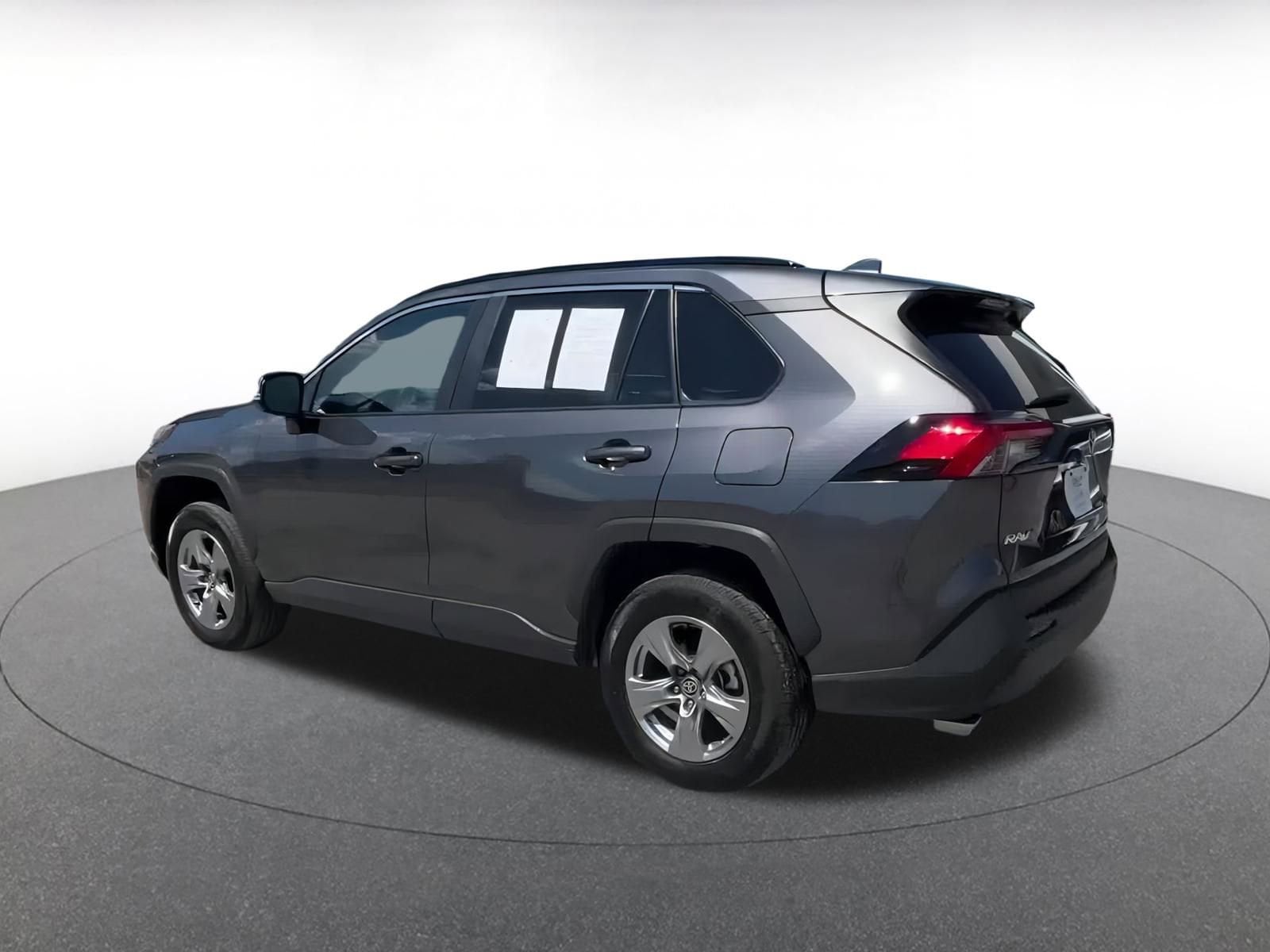 Thumbnail: 2024 Toyota RAV4 - 10
