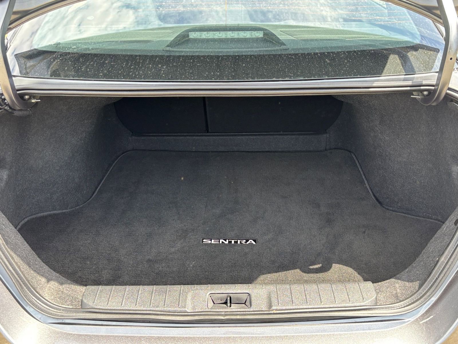 Thumbnail: 2025 Nissan Sentra - 31