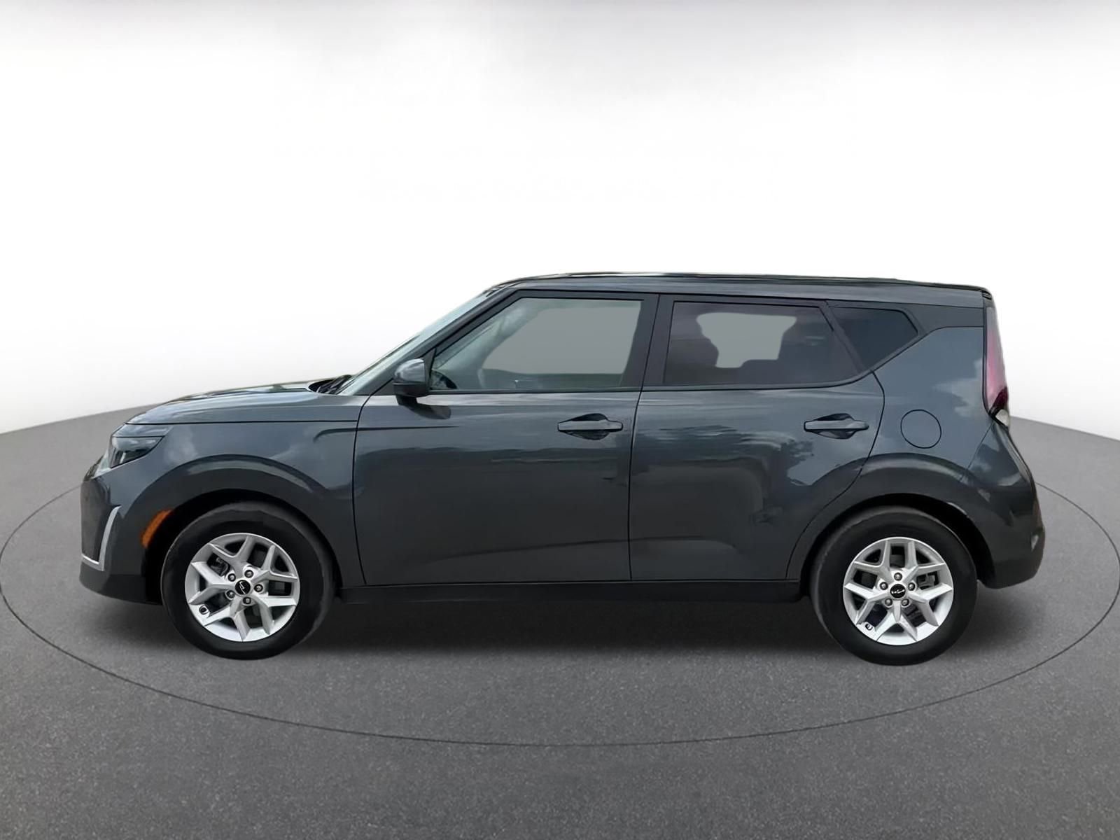Thumbnail: 2023 Kia Soul - 7