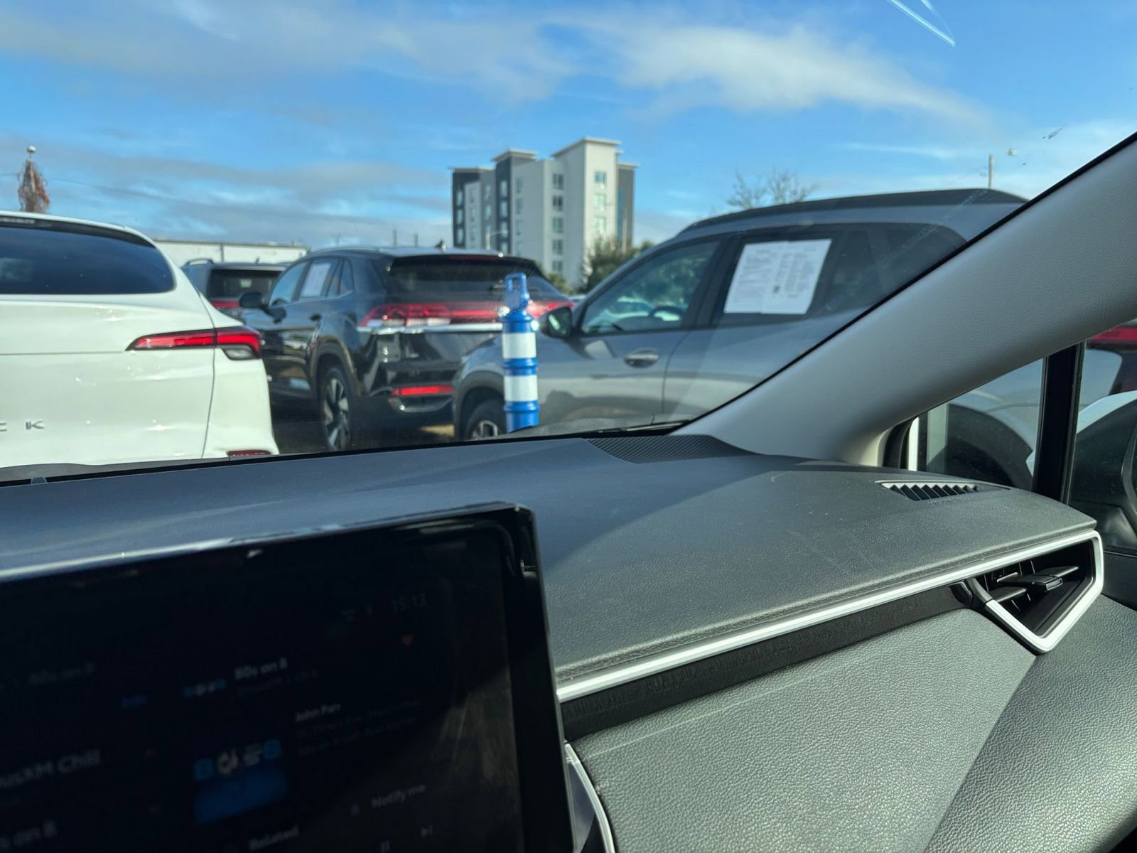 Thumbnail: 2025 Toyota Corolla - 10