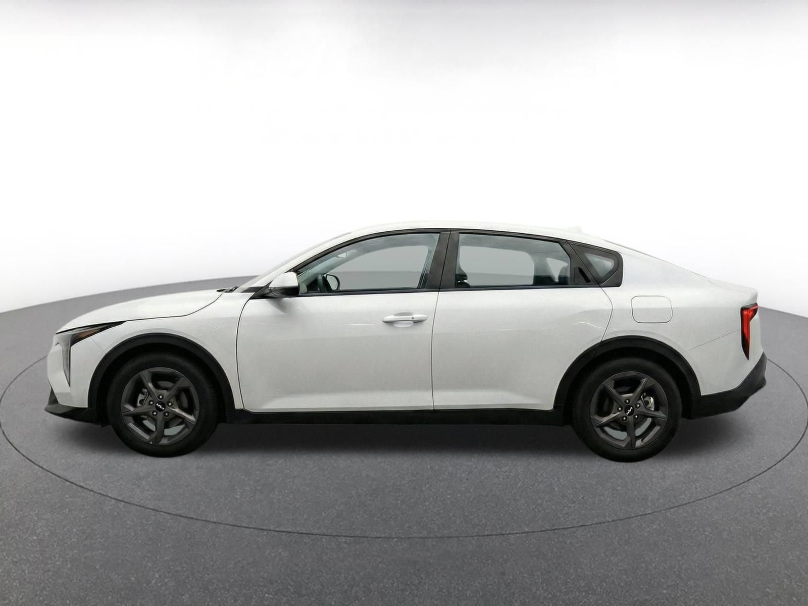 Thumbnail: 2025 Kia K4 - 4