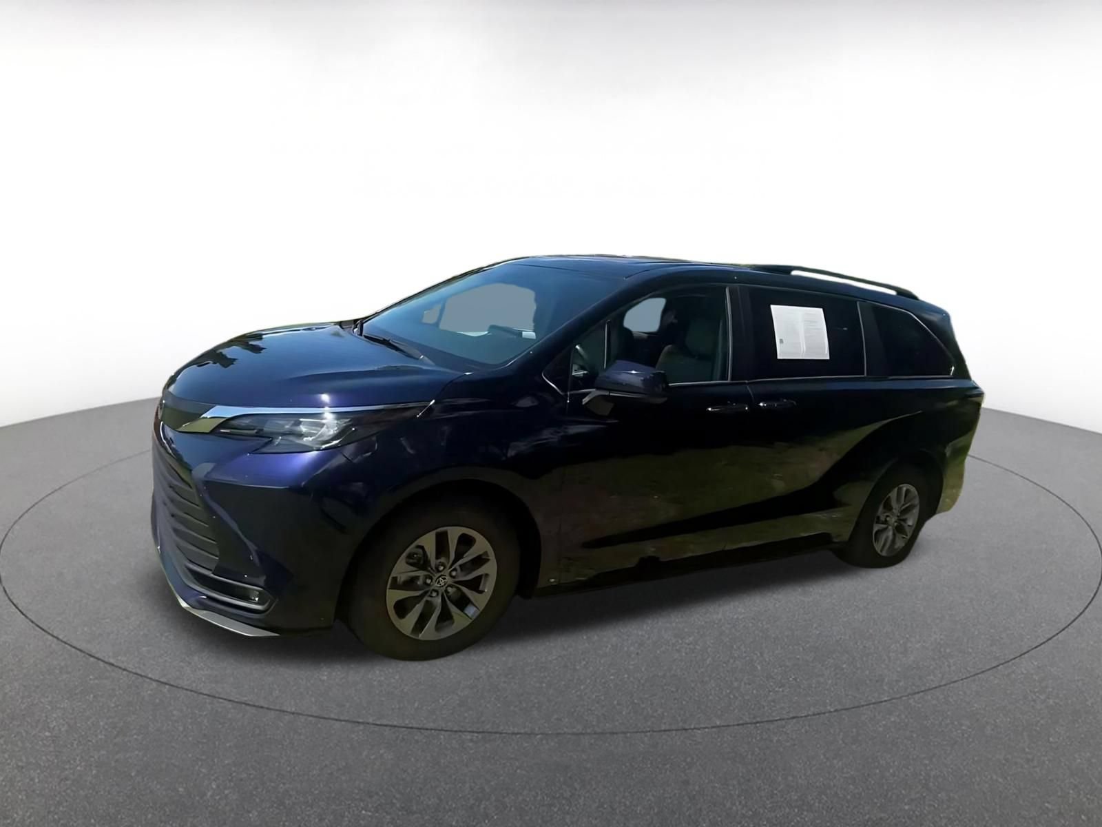 Thumbnail: 2025 Toyota Sienna - 7