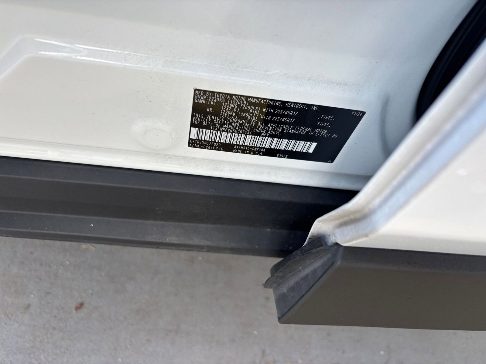 Thumbnail: 2025 Toyota RAV4 - 30