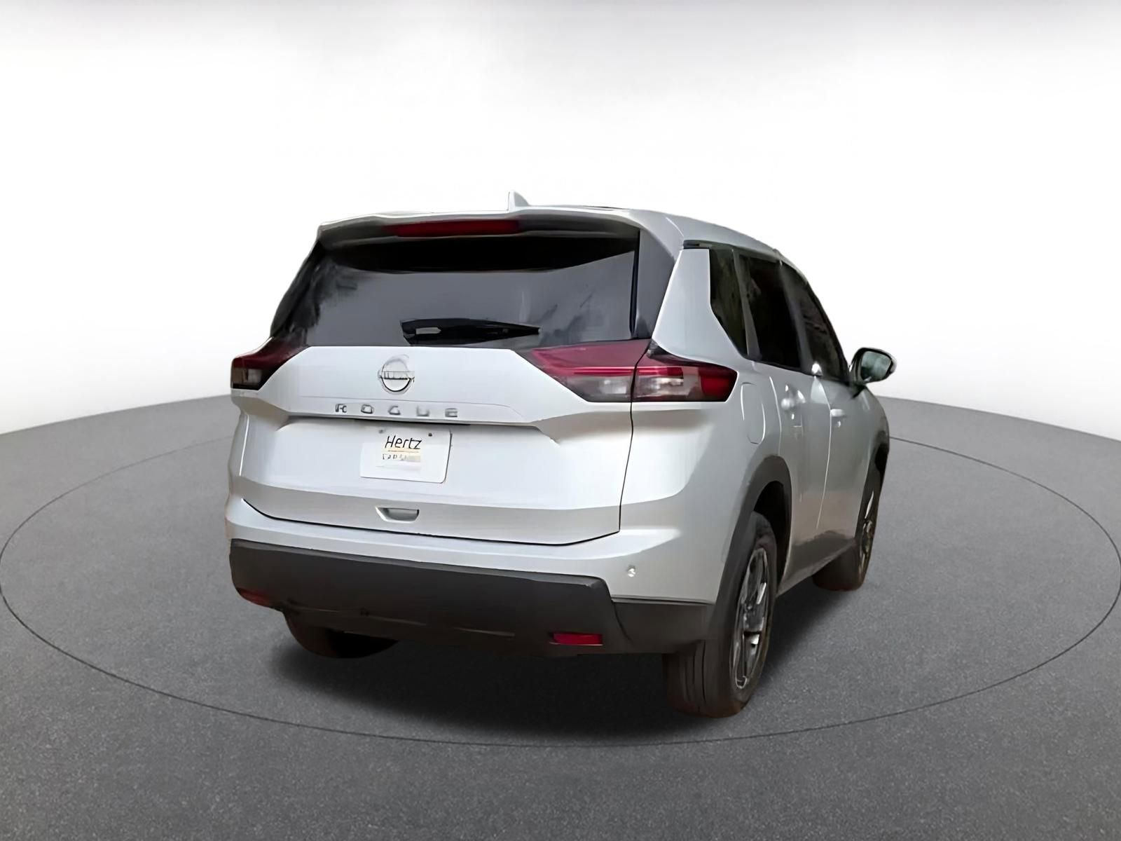 Thumbnail: 2025 Nissan Rogue - 14