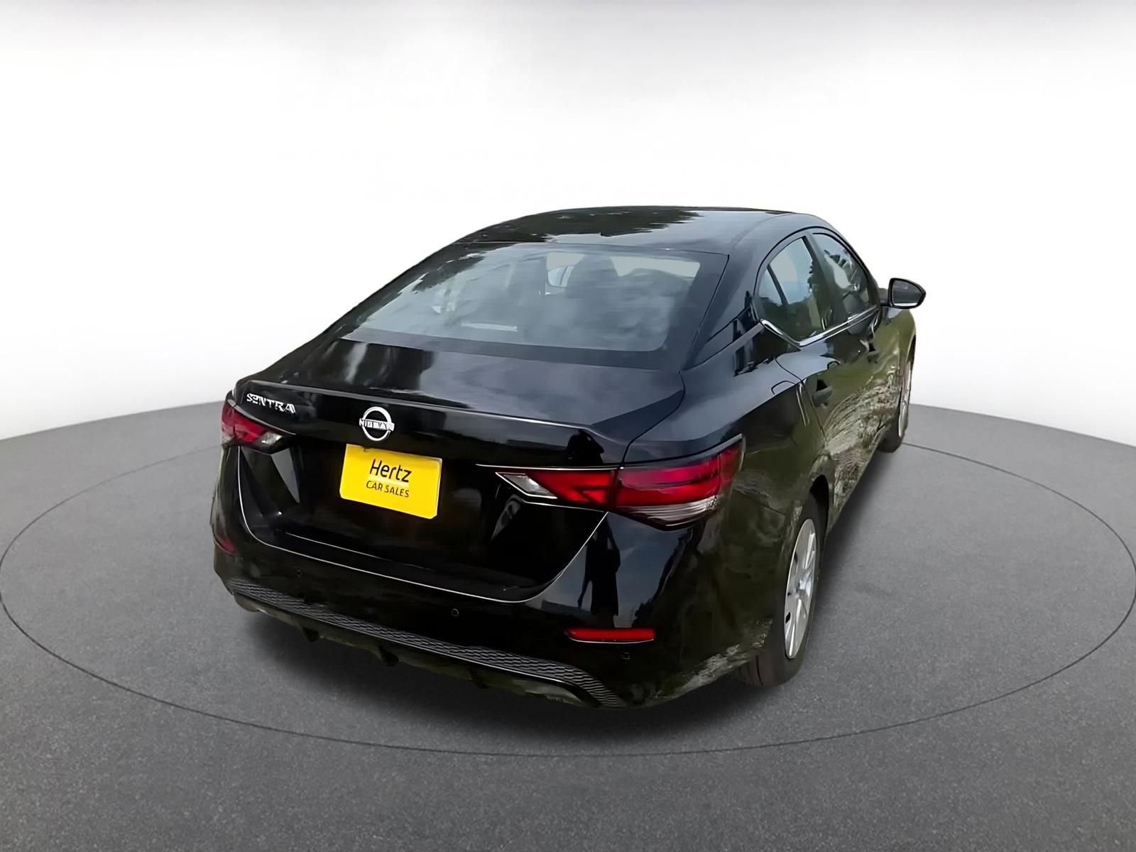 Thumbnail: 2025 Nissan Sentra - 15