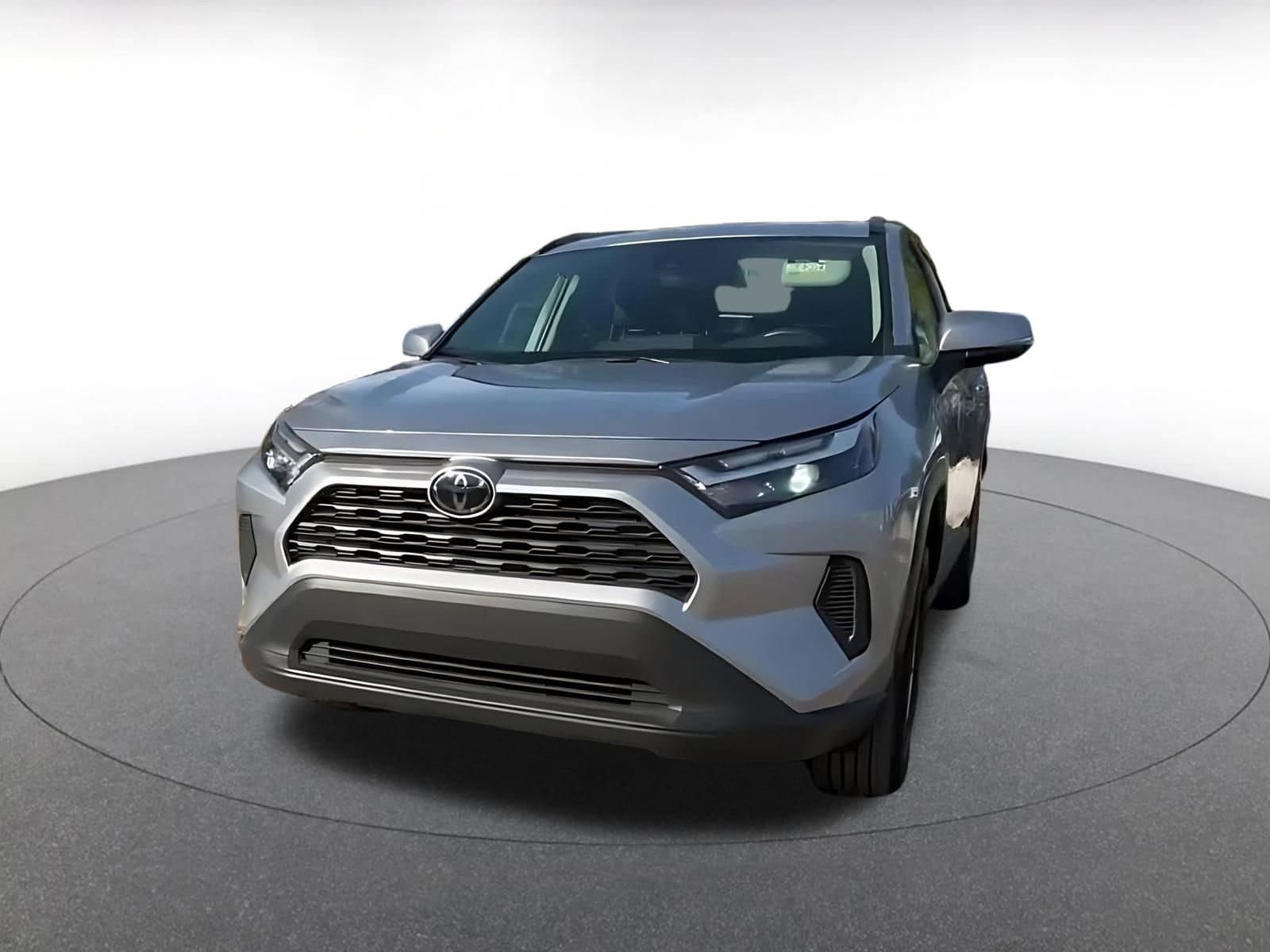 Thumbnail: 2025 Toyota RAV4 - 7