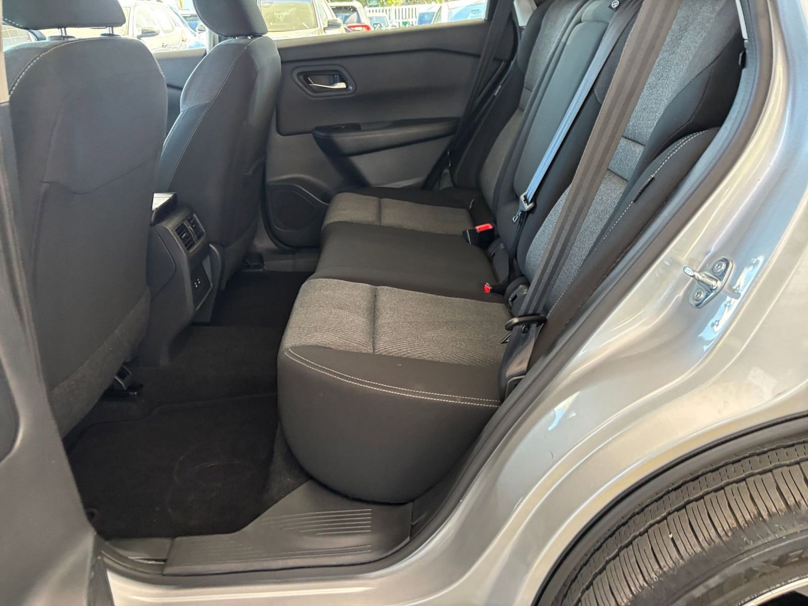 Thumbnail: 2025 Nissan Rogue - 28