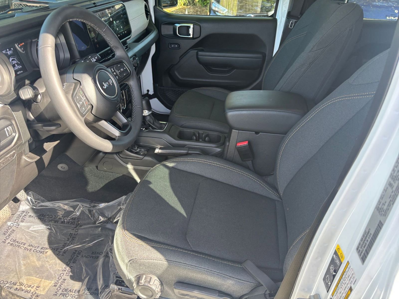 Thumbnail: 2025 Jeep Wrangler - 27