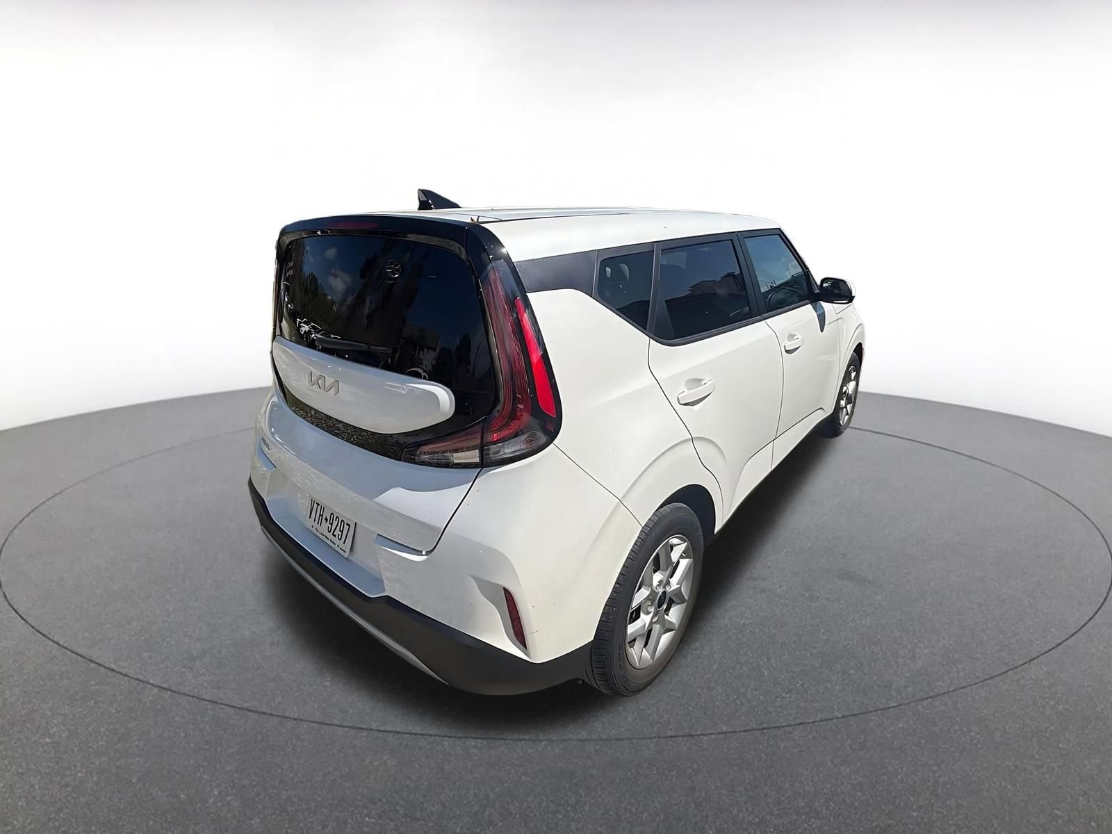 Thumbnail: 2025 Kia Soul - 8