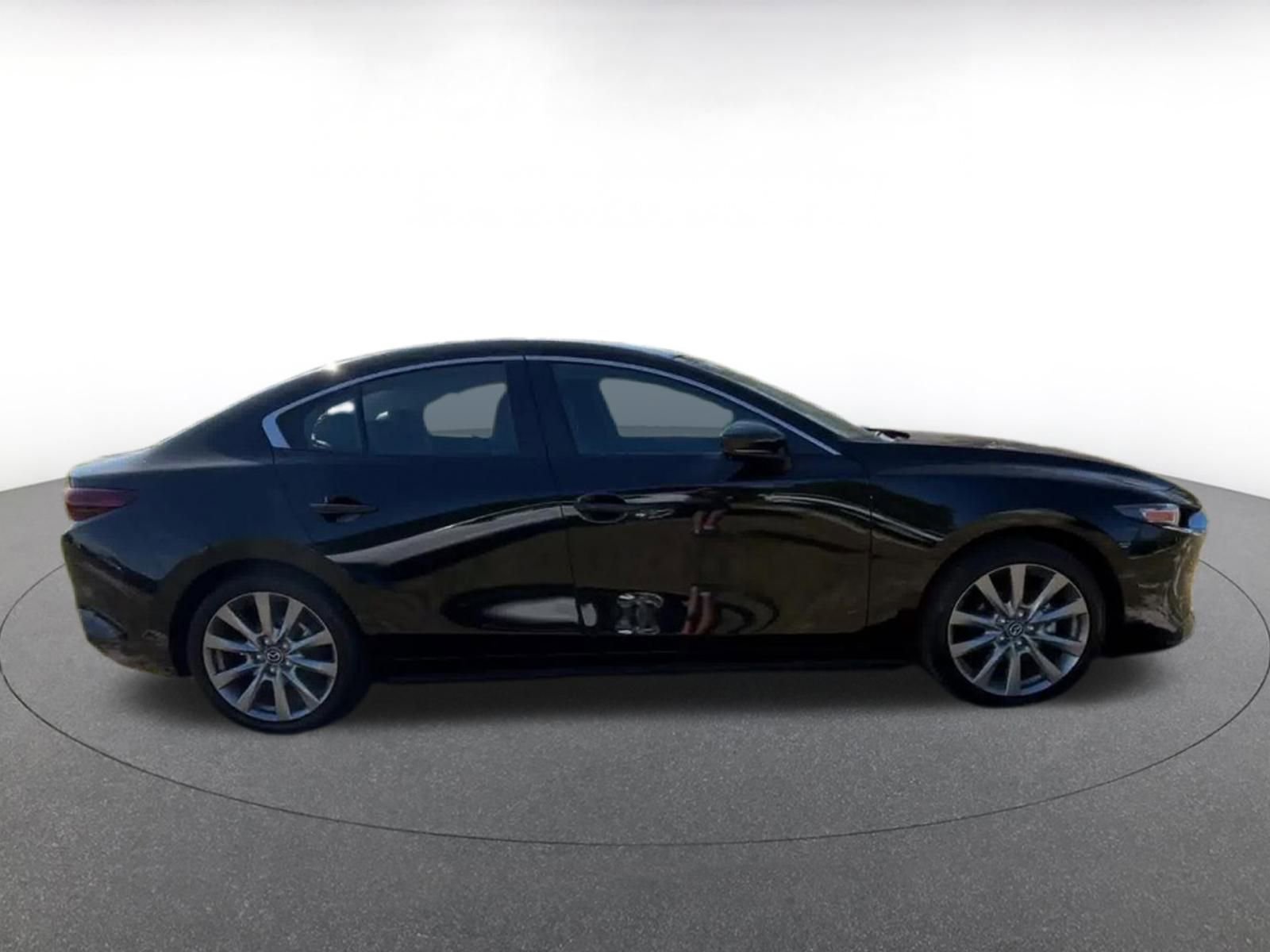 Thumbnail: 2025 Mazda Mazda3 - 15