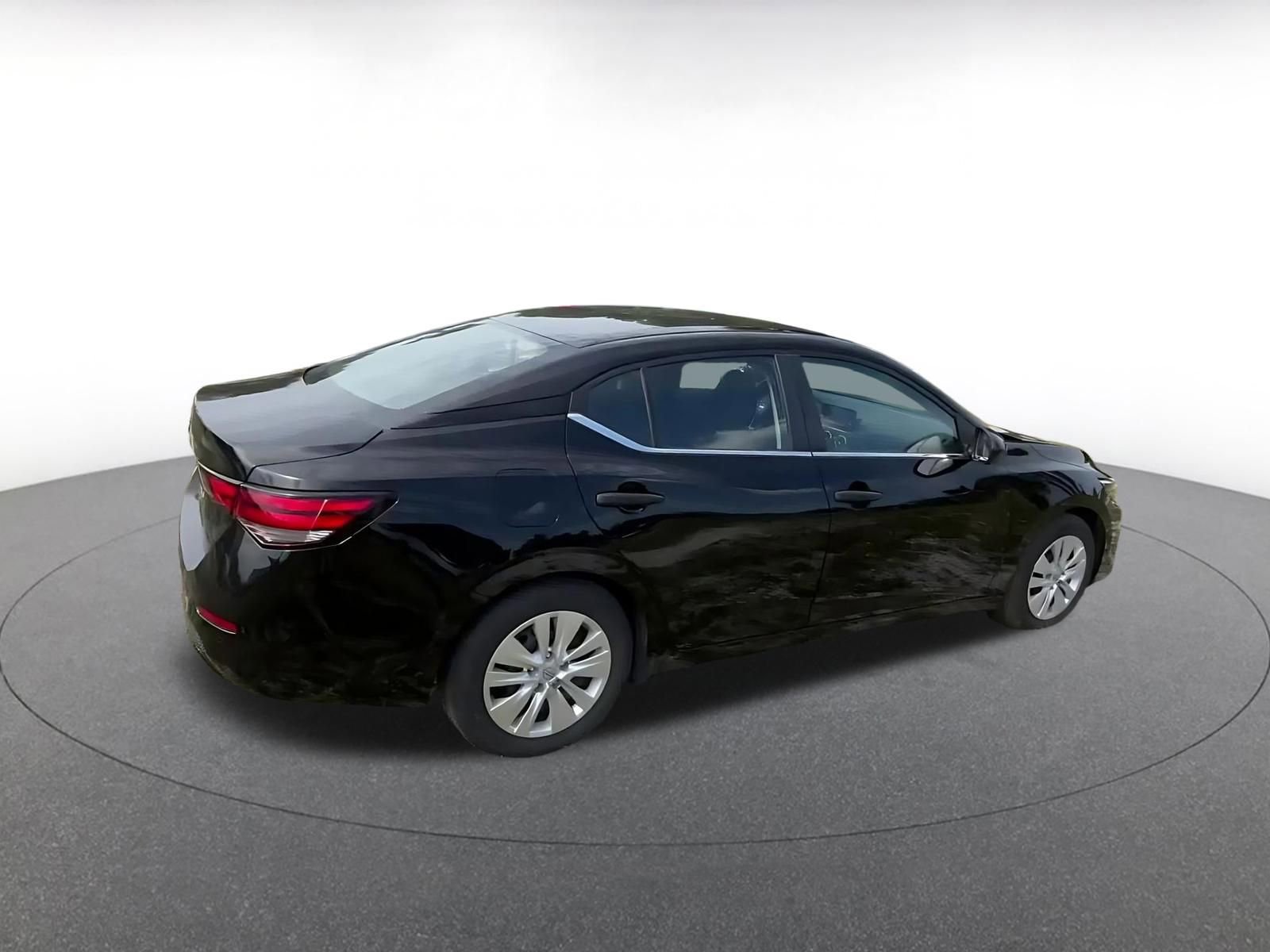 Thumbnail: 2025 Nissan Sentra - 14