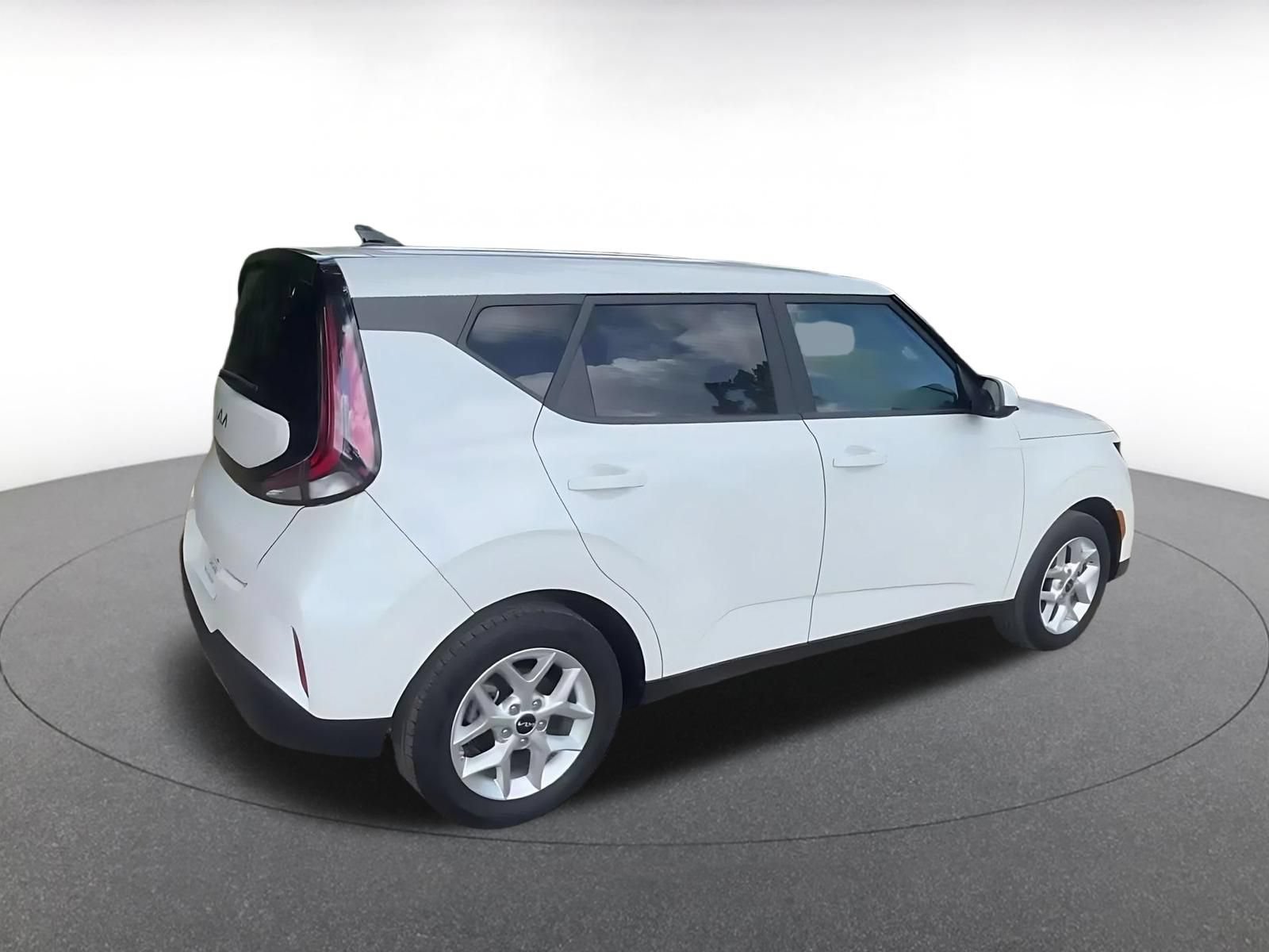 Thumbnail: 2025 Kia Soul - 14