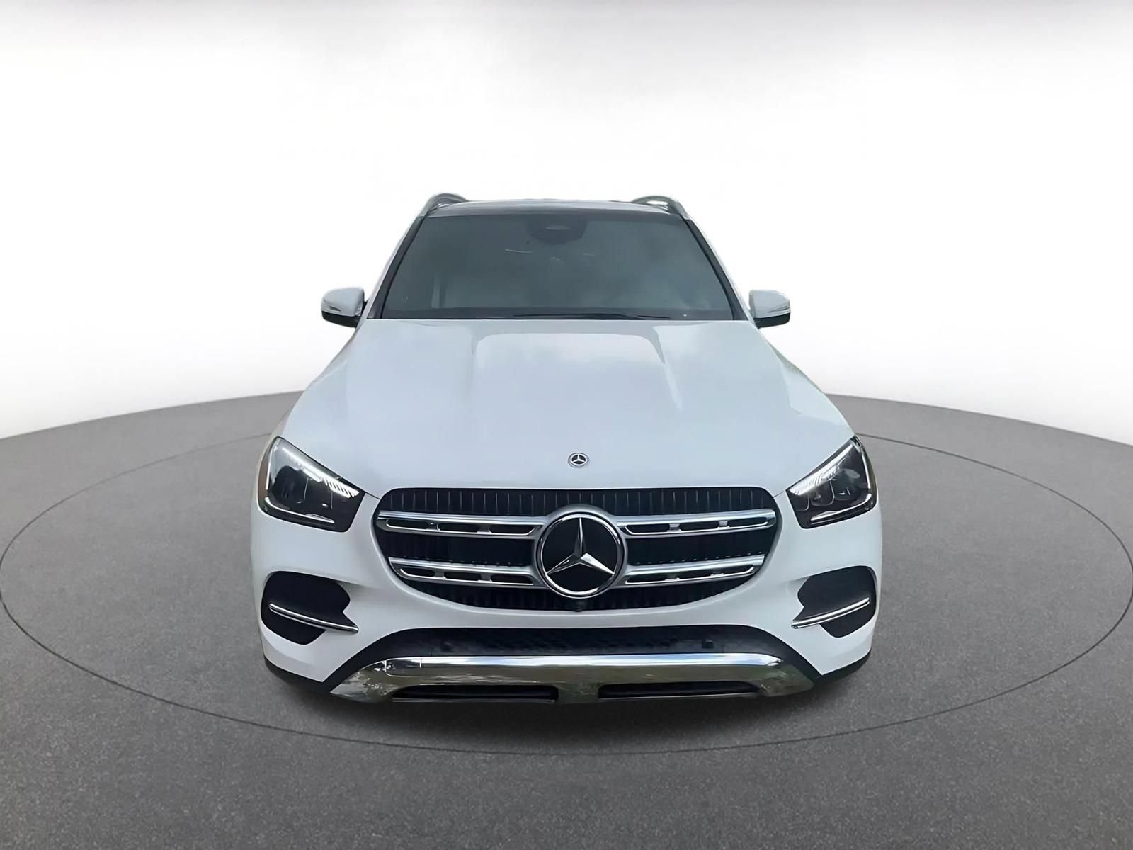 Thumbnail: 2026 Mercedes-Benz GLE - 4