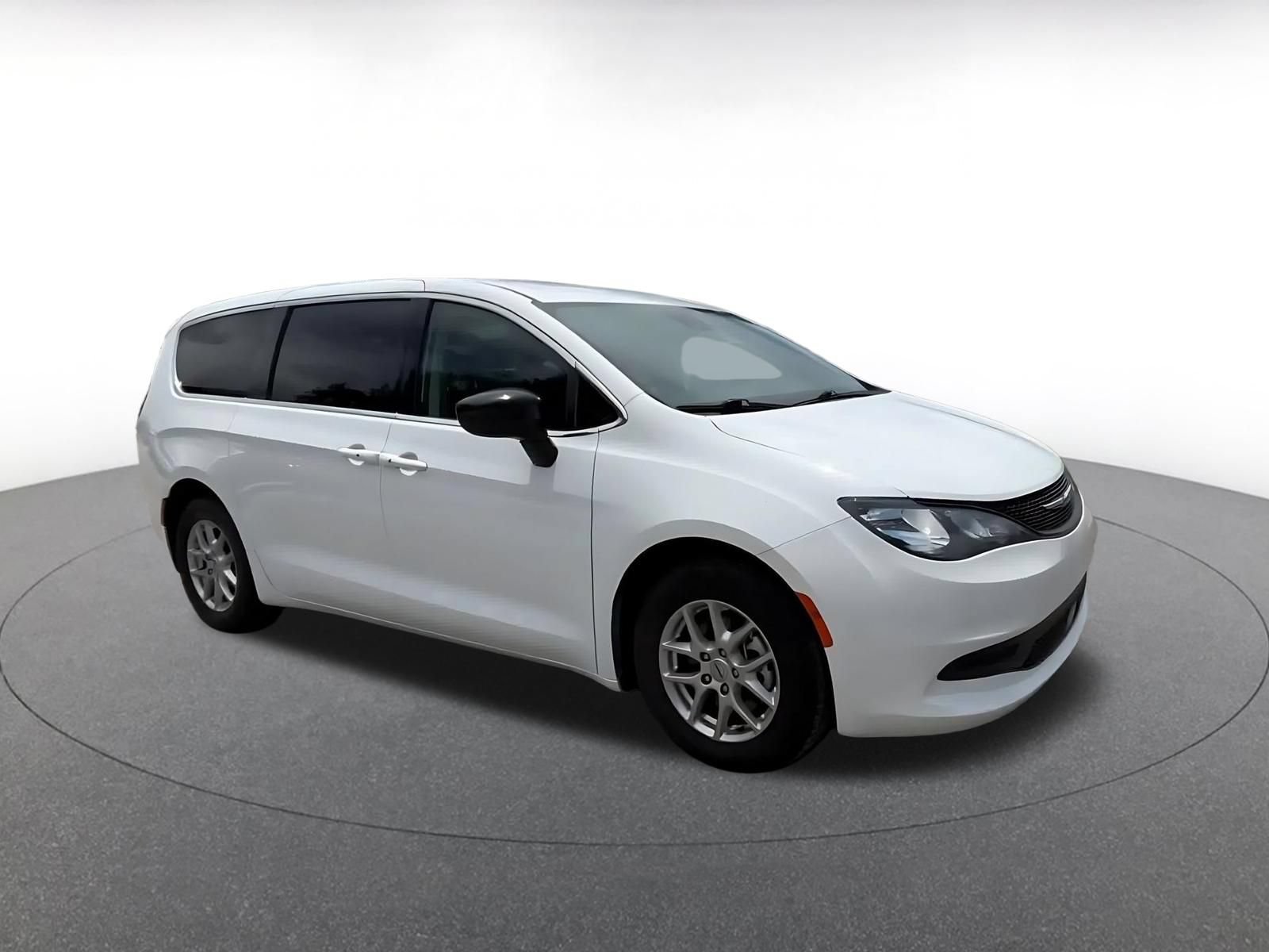 Thumbnail: 2024 Chrysler Voyager - 2