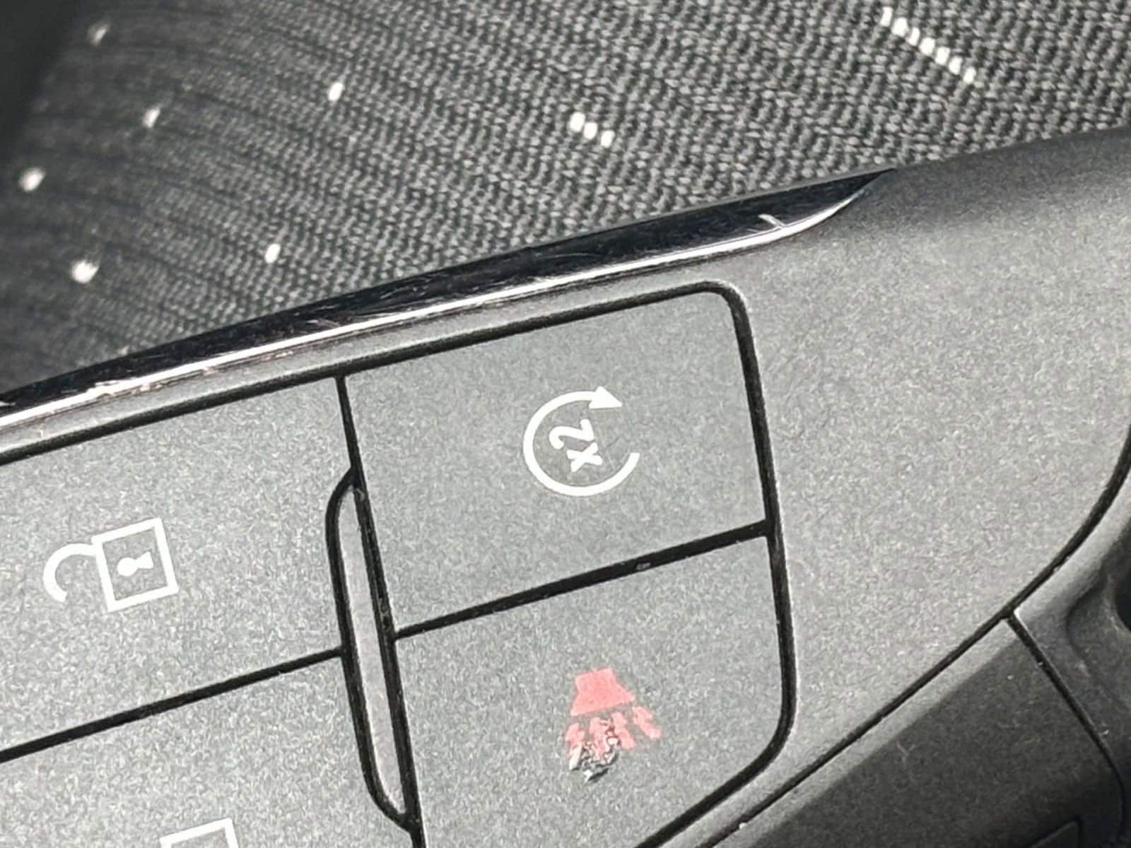 Thumbnail: 2025 Chevrolet Equinox - 25