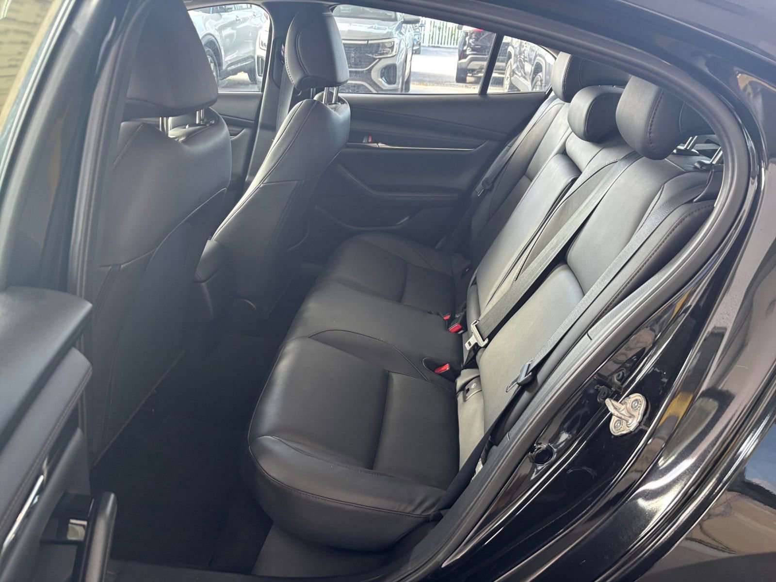 Thumbnail: 2025 Mazda Mazda3 - 24