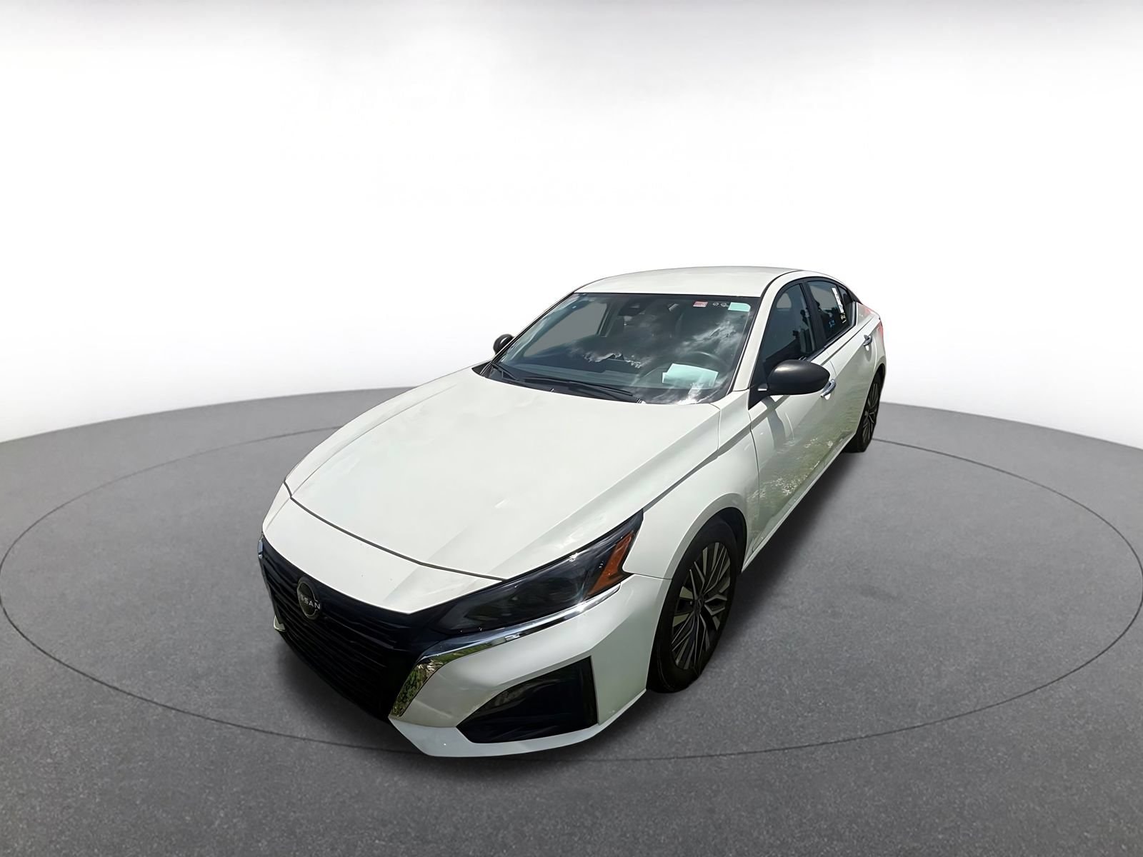 Thumbnail: 2025 Nissan Altima - 4
