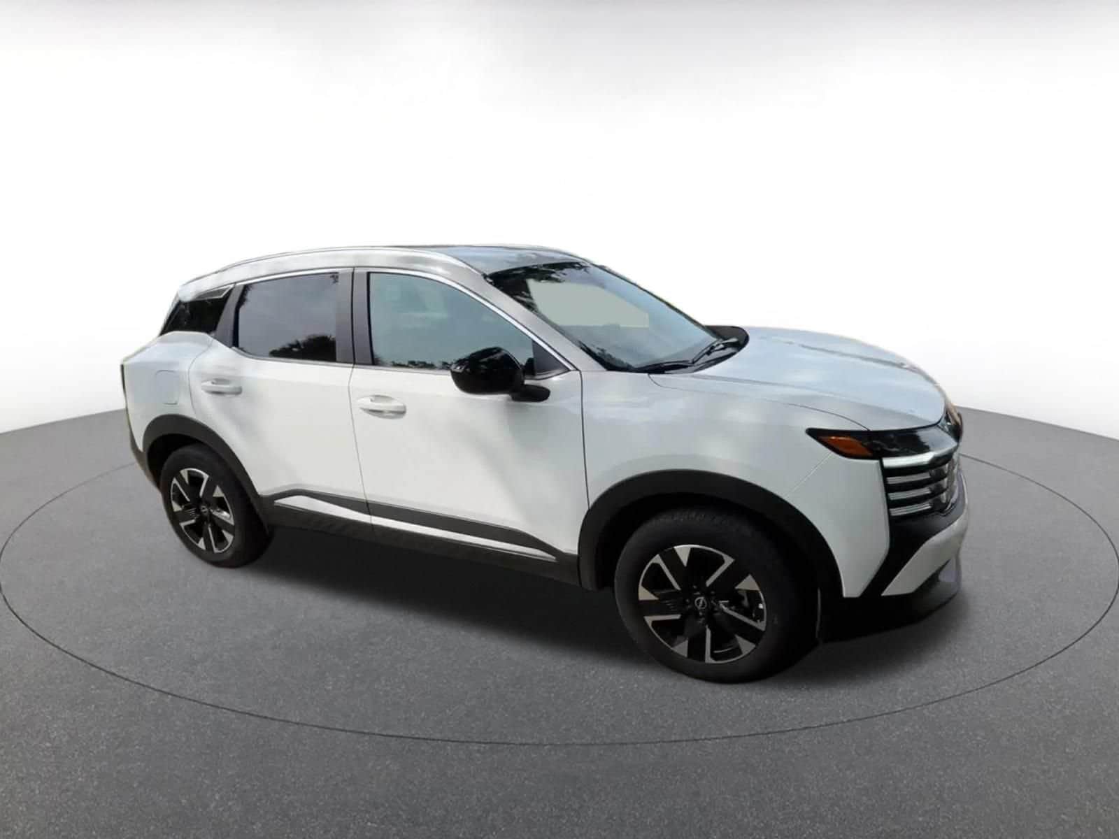 Thumbnail: 2026 Nissan Kicks - 2