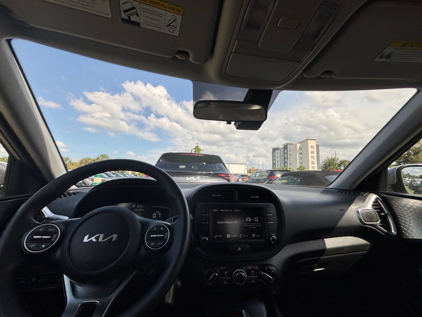 Thumbnail: 2025 Kia Soul - 32