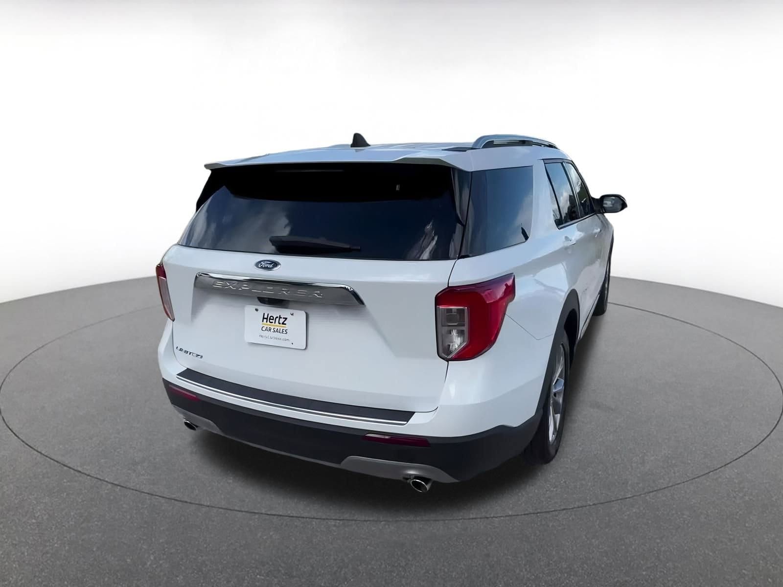 Thumbnail: 2023 Ford Explorer - 14